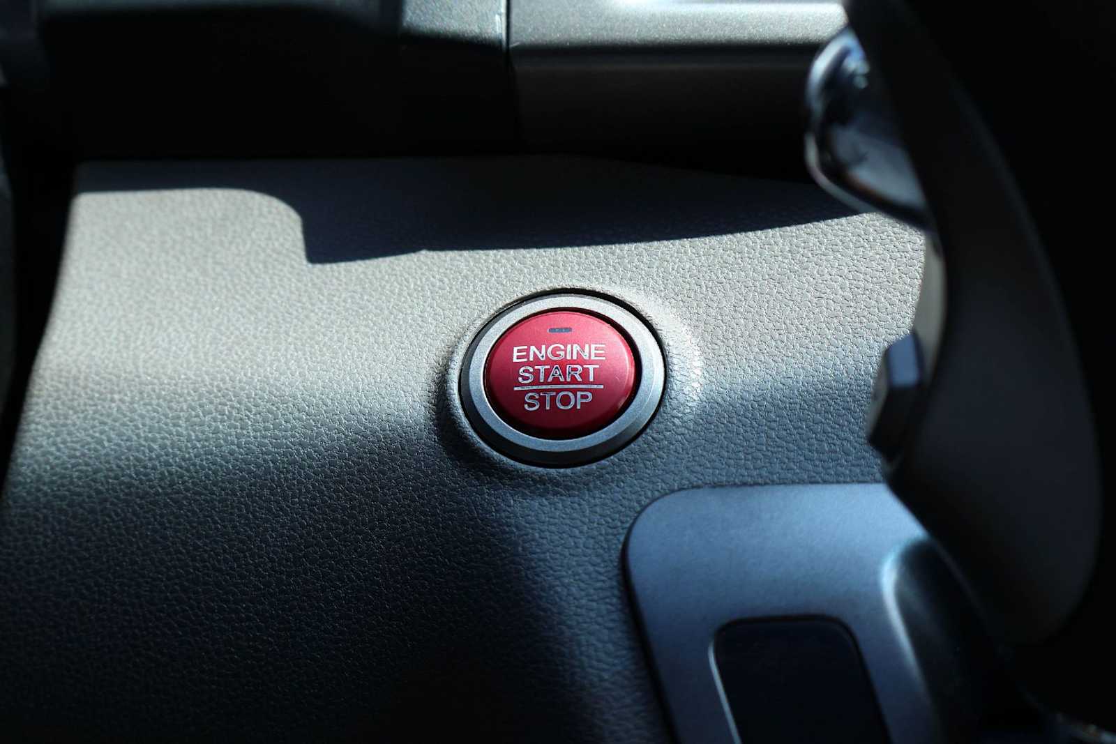 Thumbnail: 2016 Honda Odyssey - 25