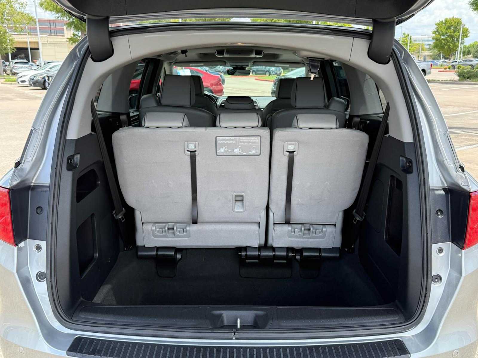 Thumbnail: 2023 Honda Odyssey - 19
