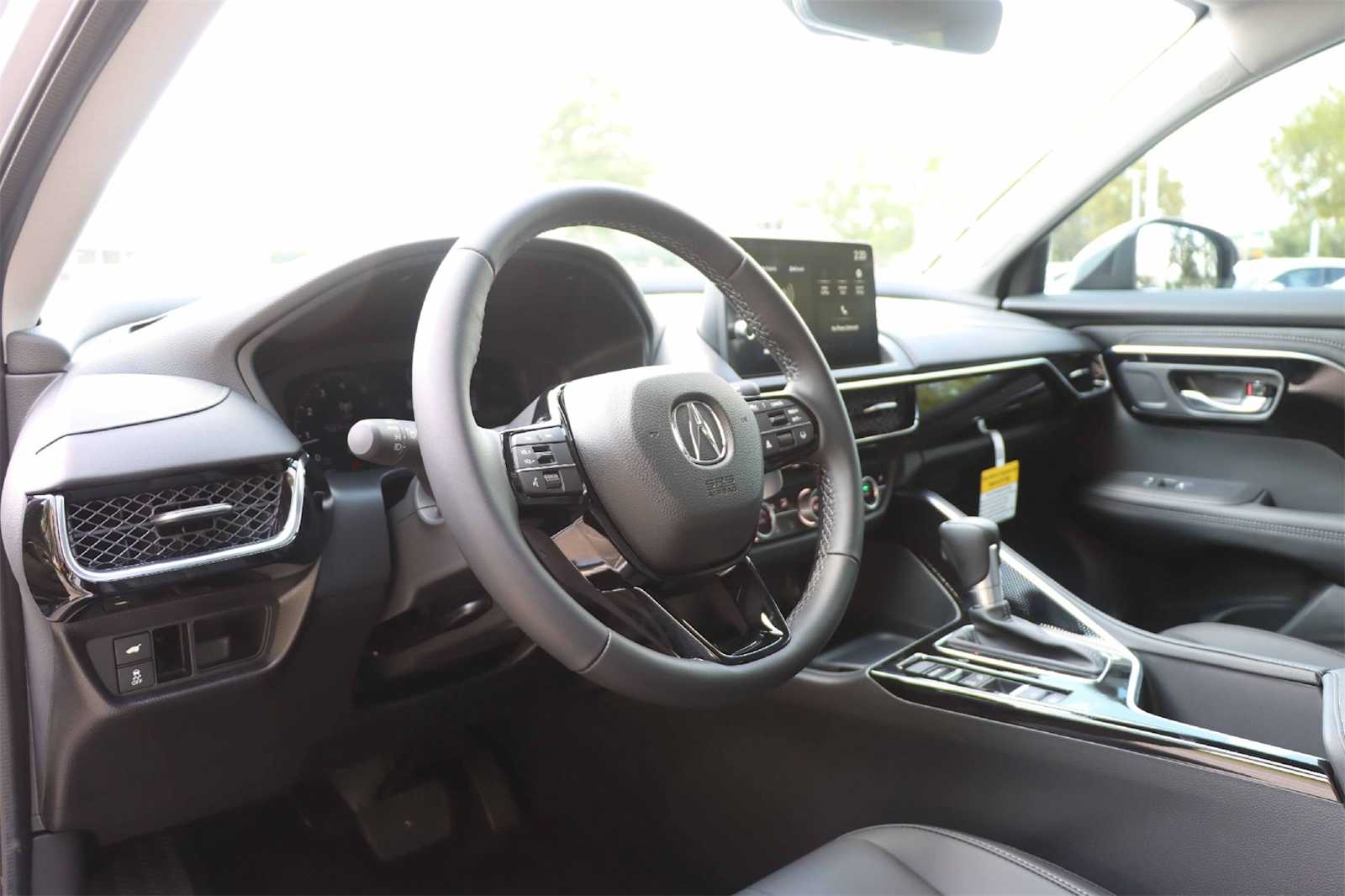 Thumbnail: 2025 Acura ADX - 2