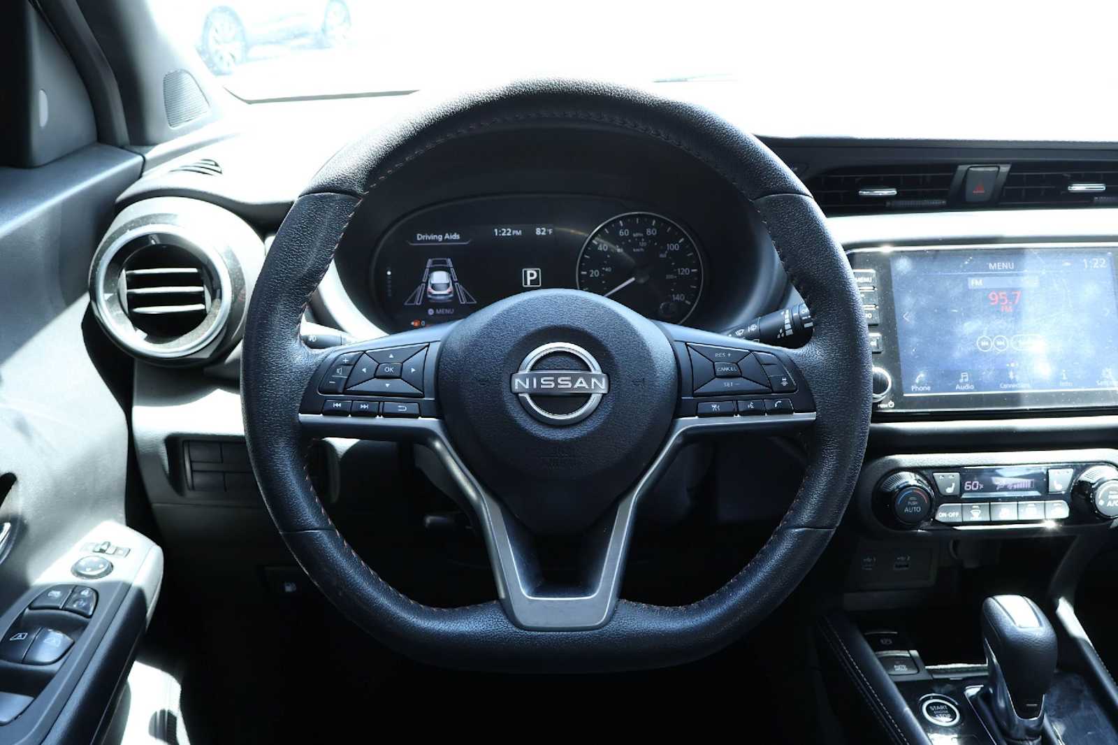 Thumbnail: 2023 Nissan Kicks - 15