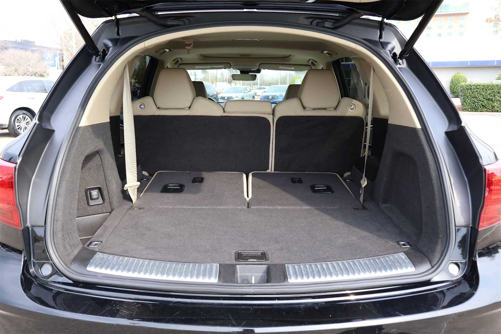 Thumbnail: 2017 Acura MDX - 19