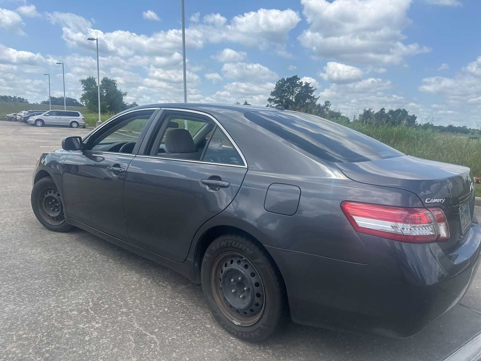 2011 Toyota Camry LE 7