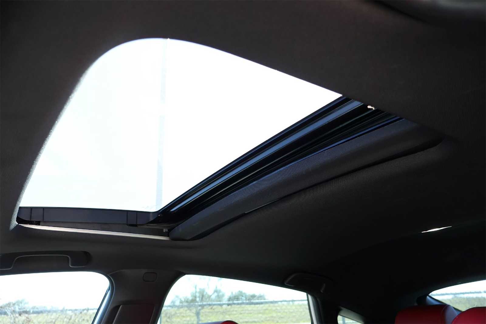 Thumbnail: 2025 Acura Integra - 29