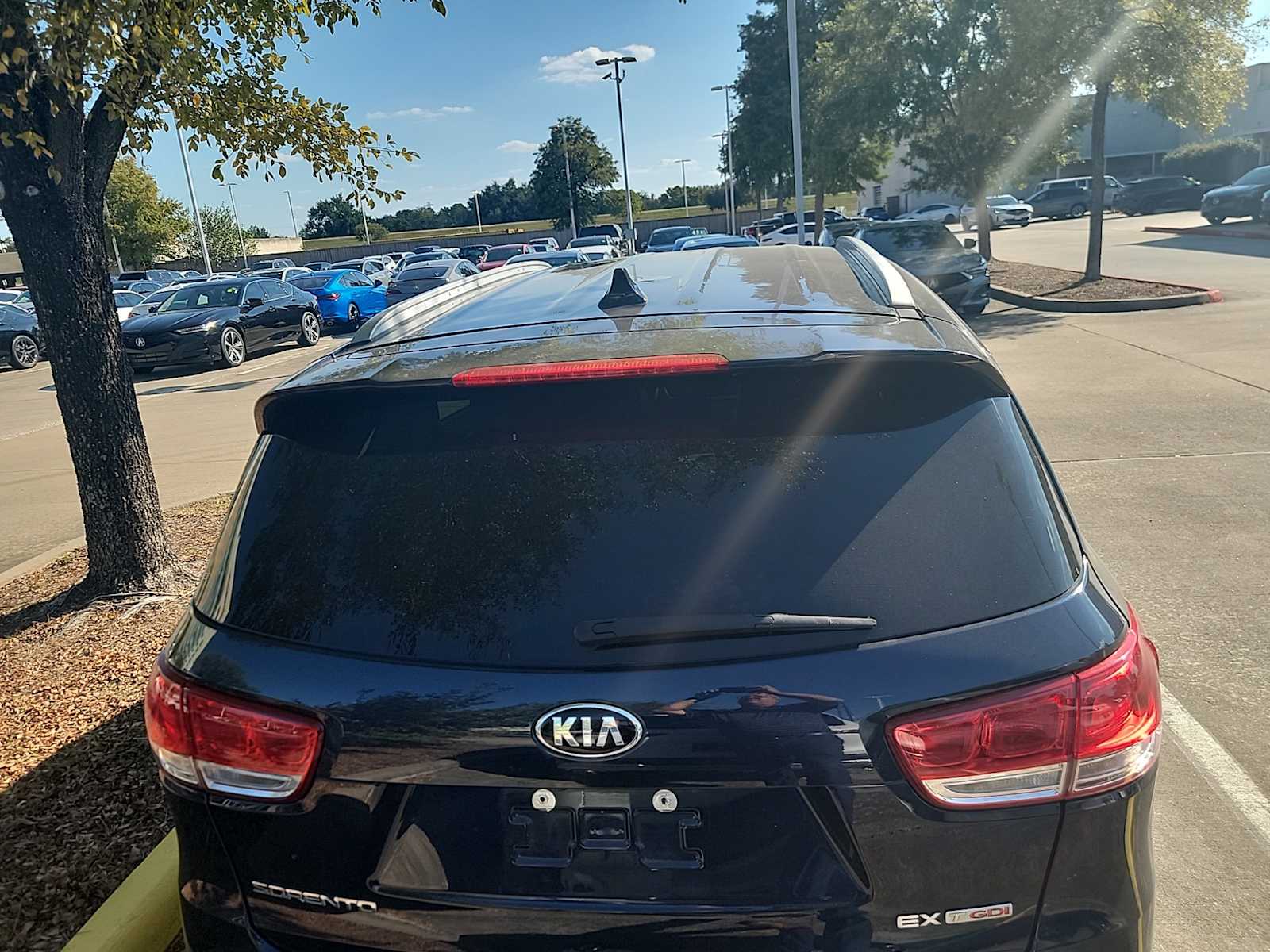 Thumbnail: 2018 Kia Sorento - 6