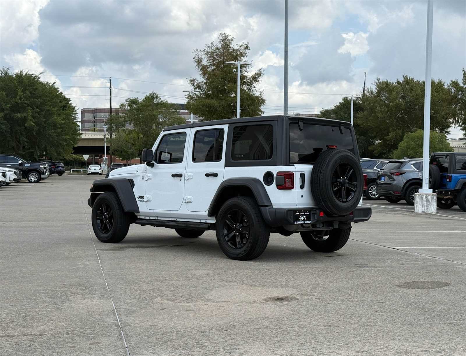 Thumbnail: 2019 Jeep Wrangler - 4