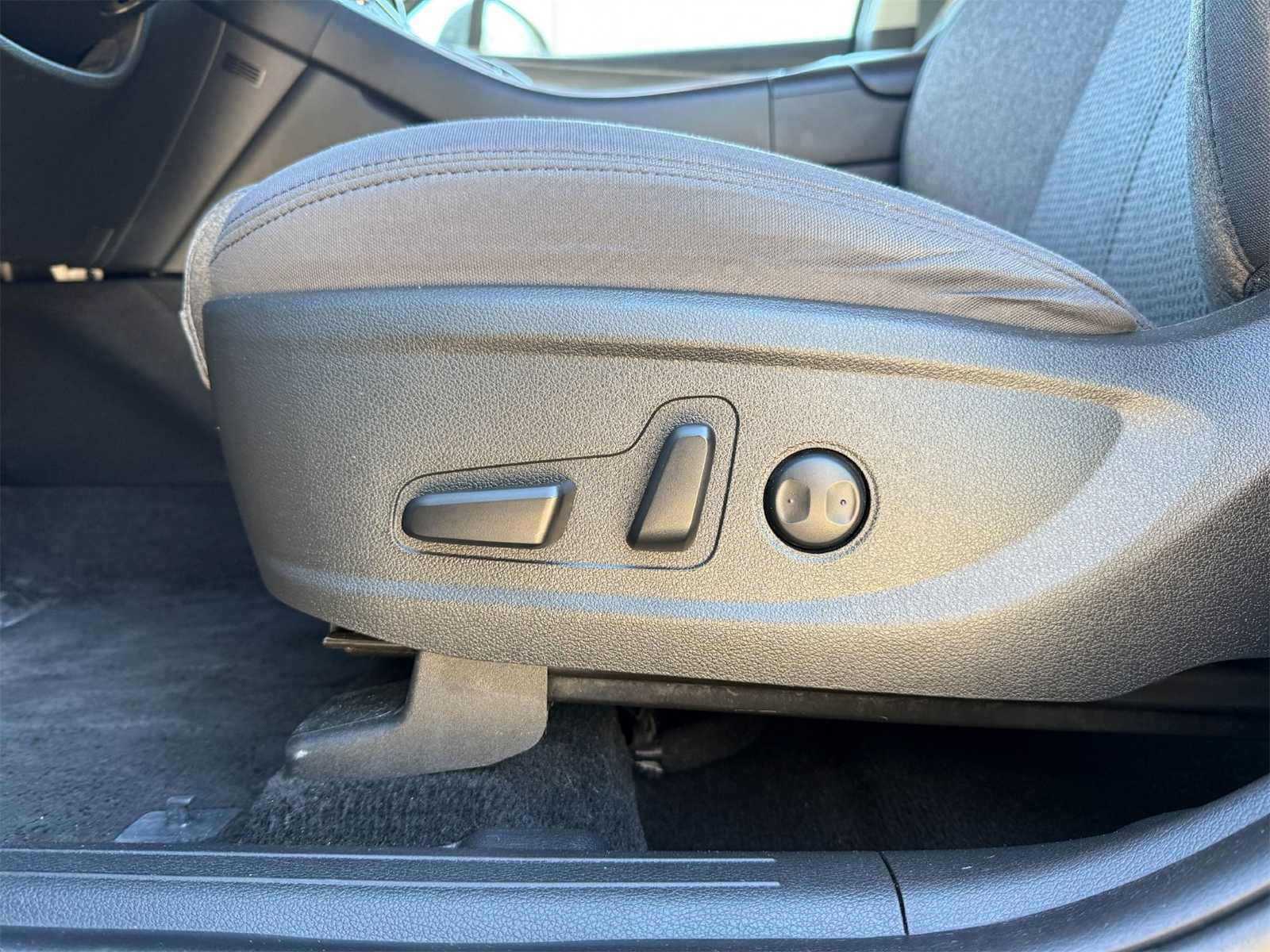 Thumbnail: 2023 Hyundai Santa Fe - 24