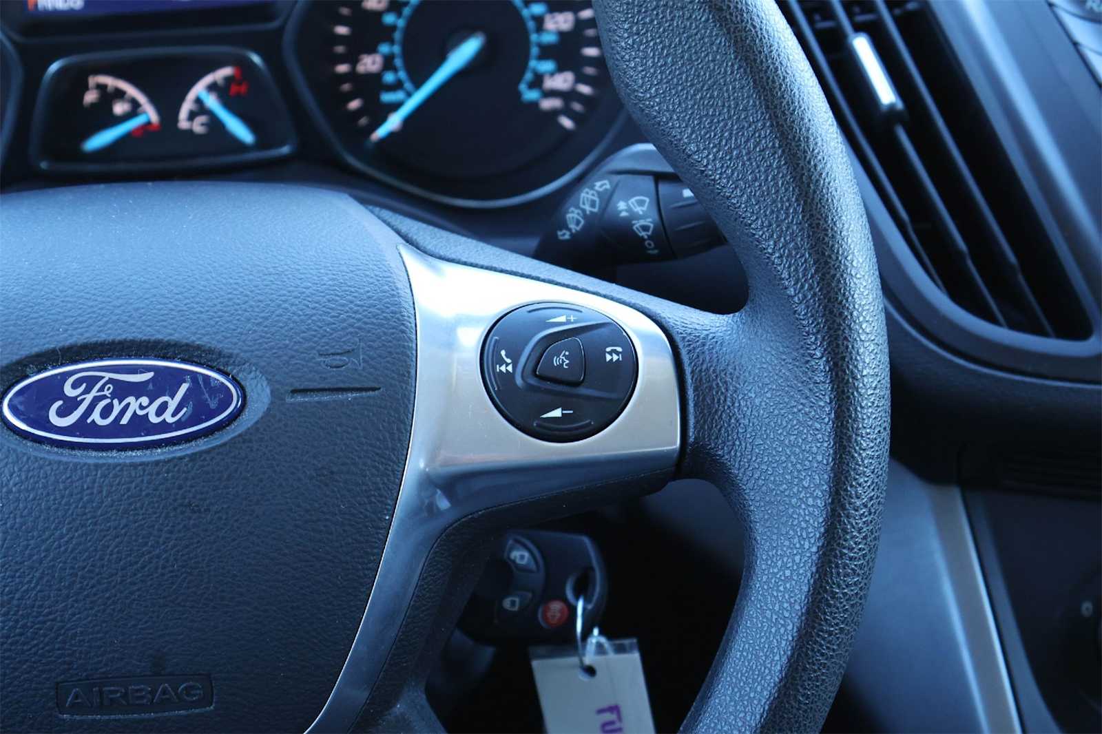 Thumbnail: 2015 Ford Escape - 23