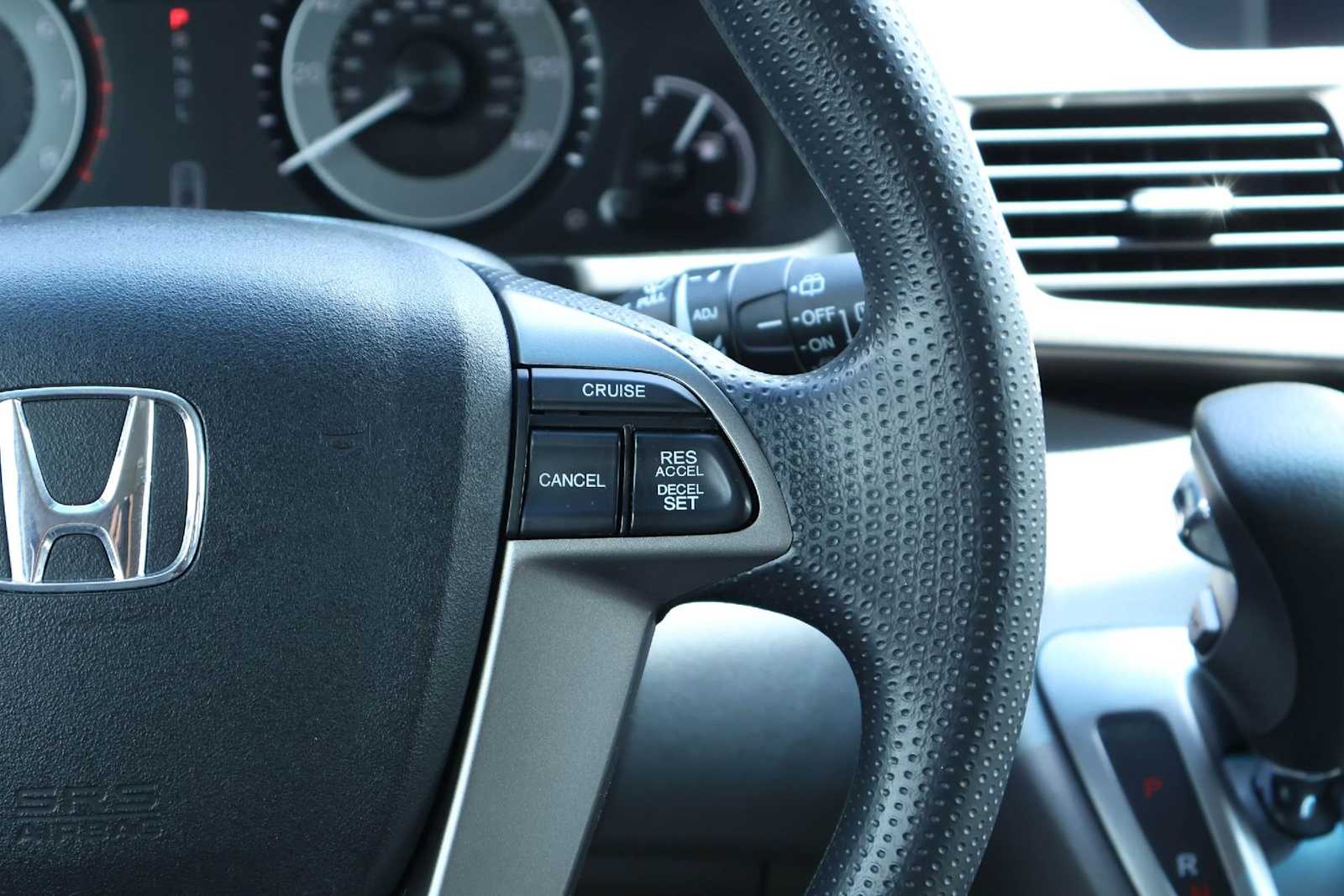 Thumbnail: 2016 Honda Odyssey - 23