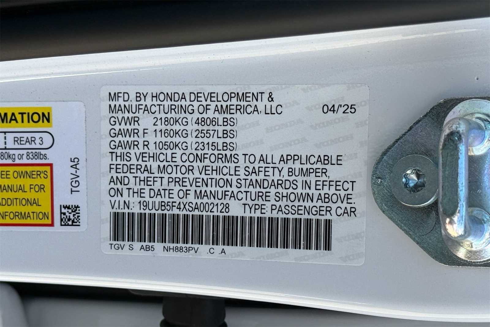 Thumbnail: 2025 Acura TLX - 21