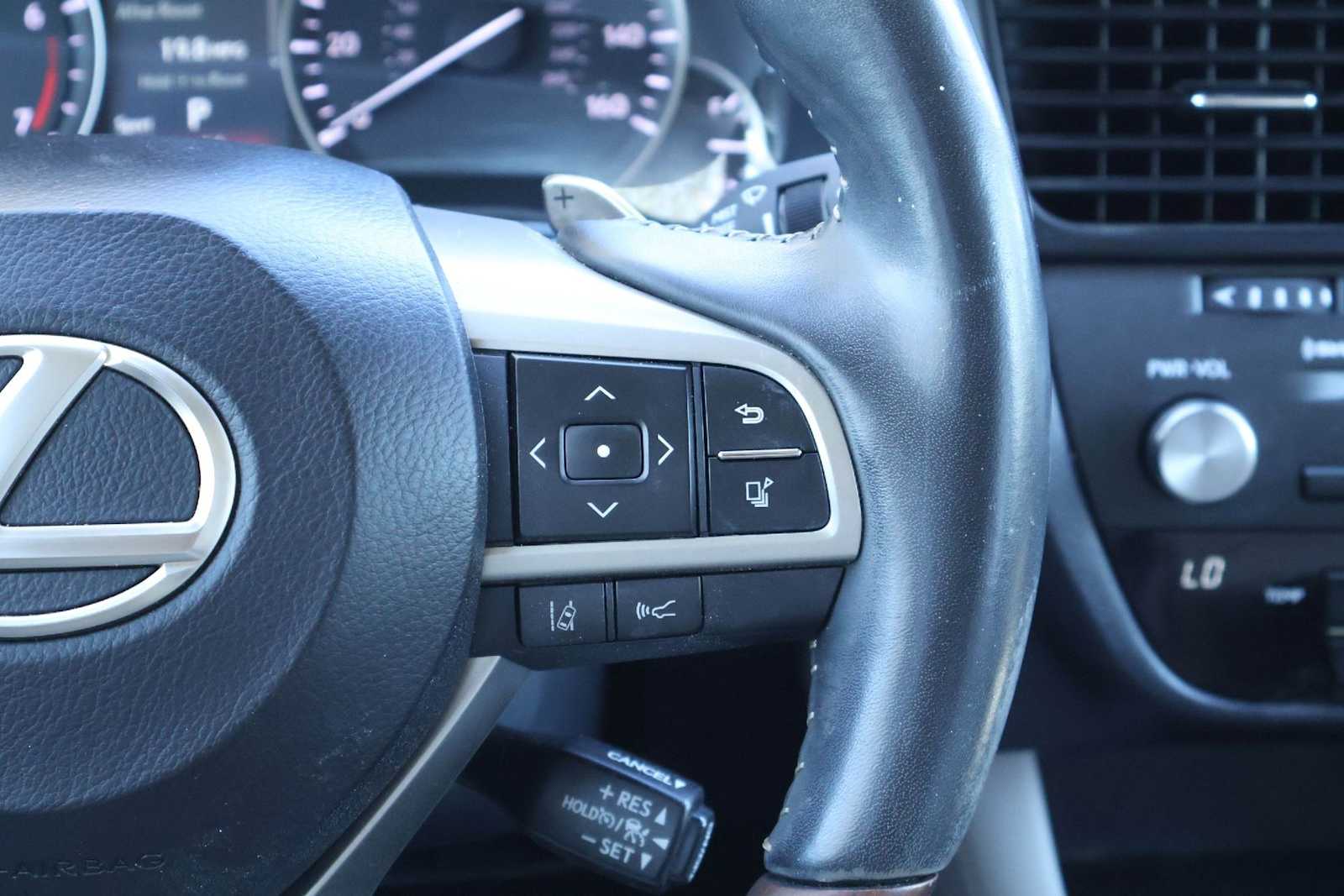 Thumbnail: 2020 Lexus RX - 22