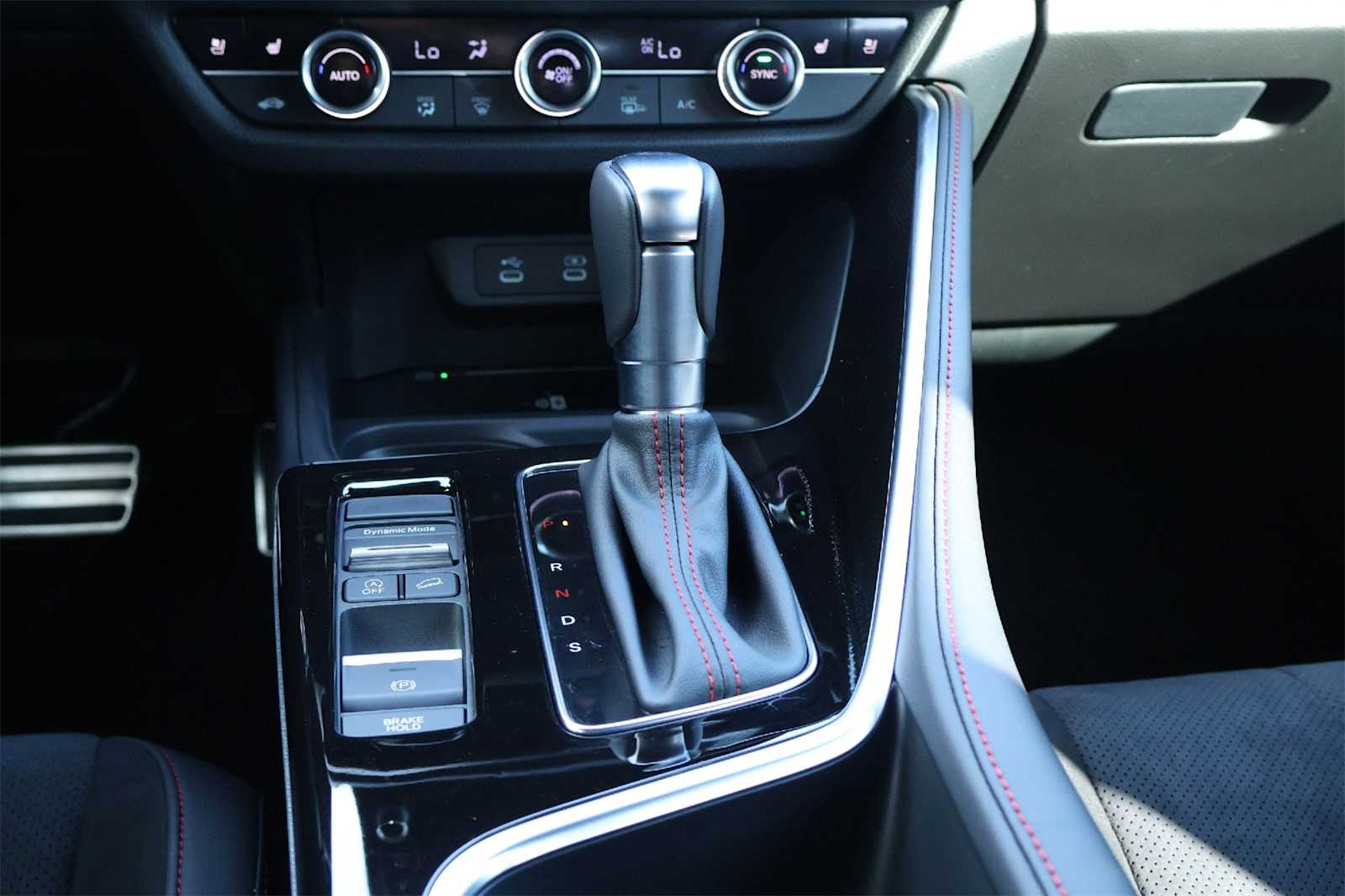 Thumbnail: 2025 Acura ADX - 17