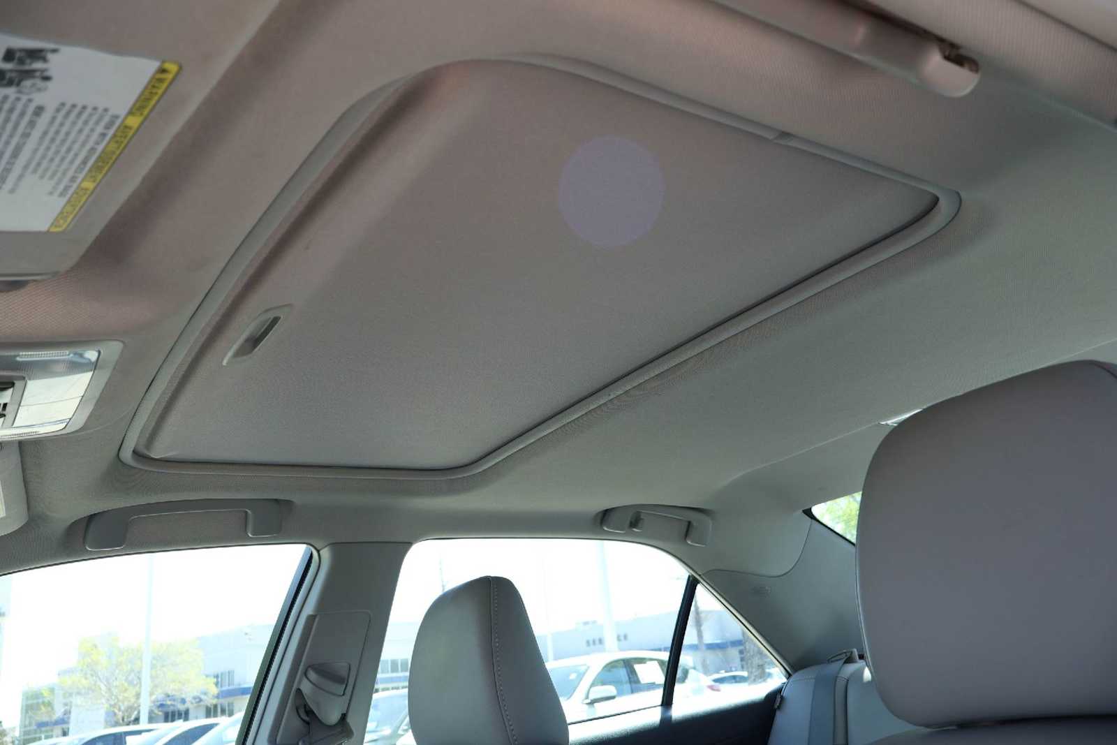 Thumbnail: 2013 Toyota Camry - 28