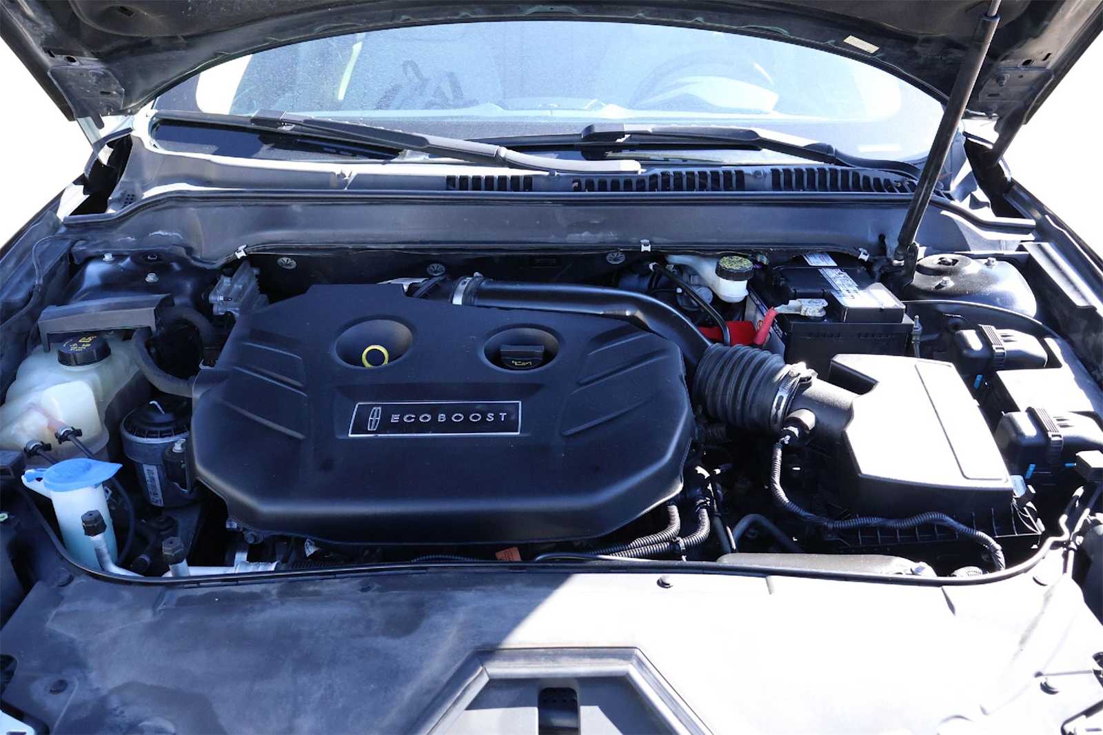 Thumbnail: 2014 Lincoln MKZ - 9