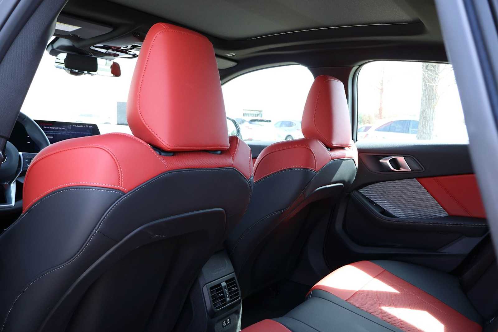 Thumbnail: 2025 BMW 2 Series - 12