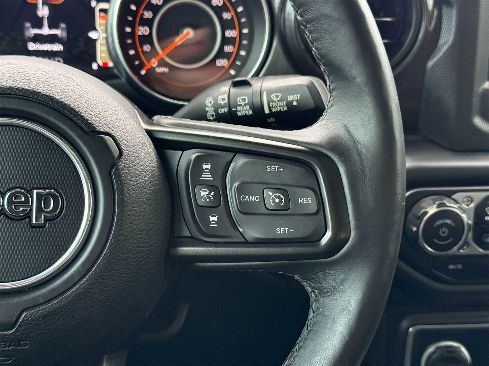 Thumbnail: 2019 Jeep Wrangler - 23