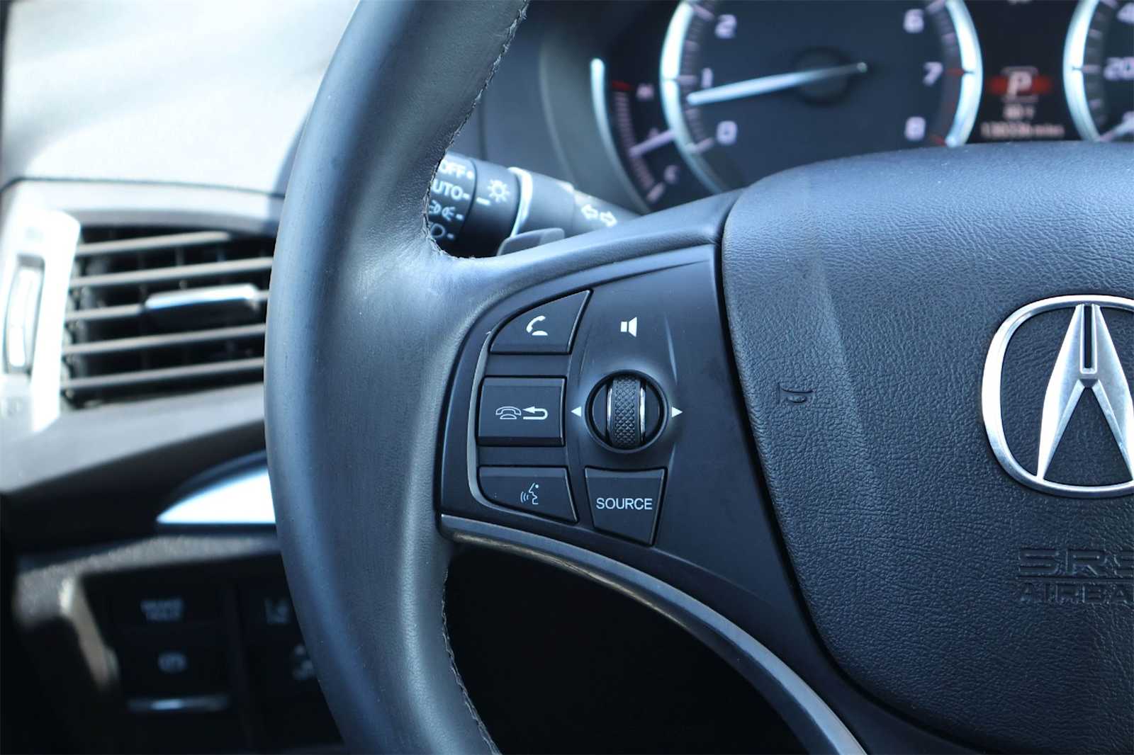 Thumbnail: 2018 Acura MDX - 22