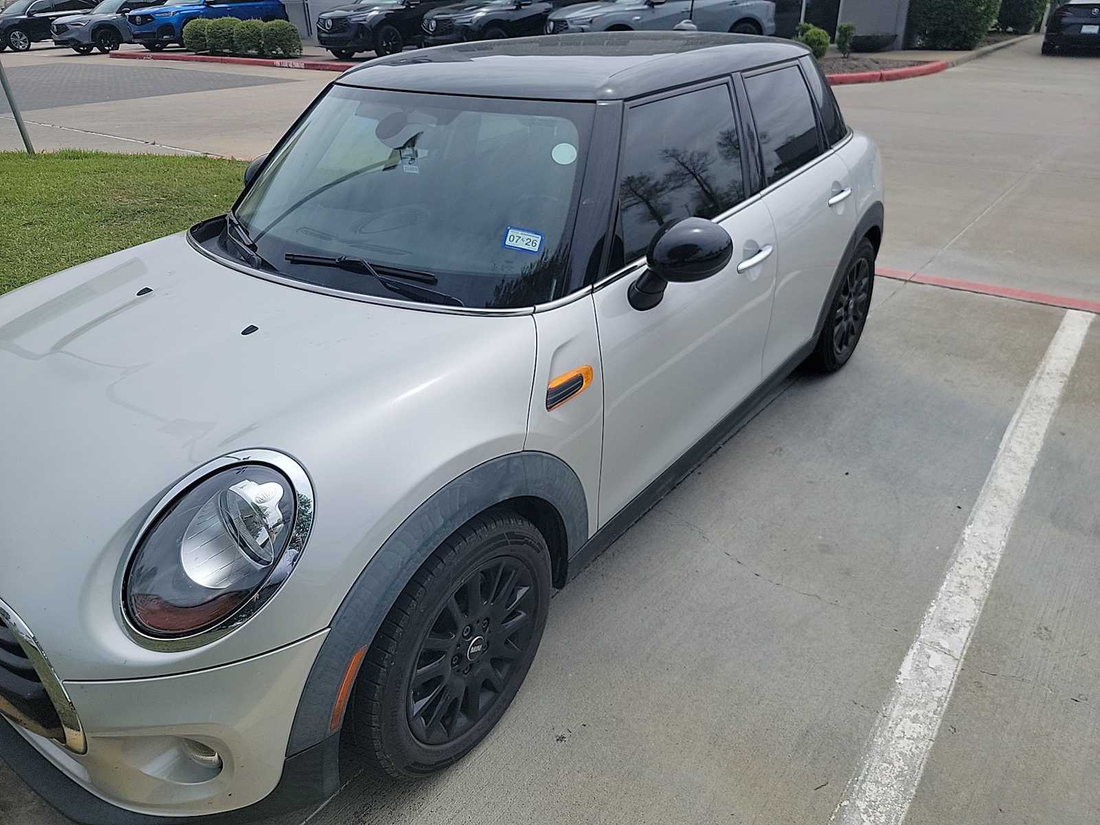 2017 MINI Cooper Hardtop 4 Door -
                  Katy, TX