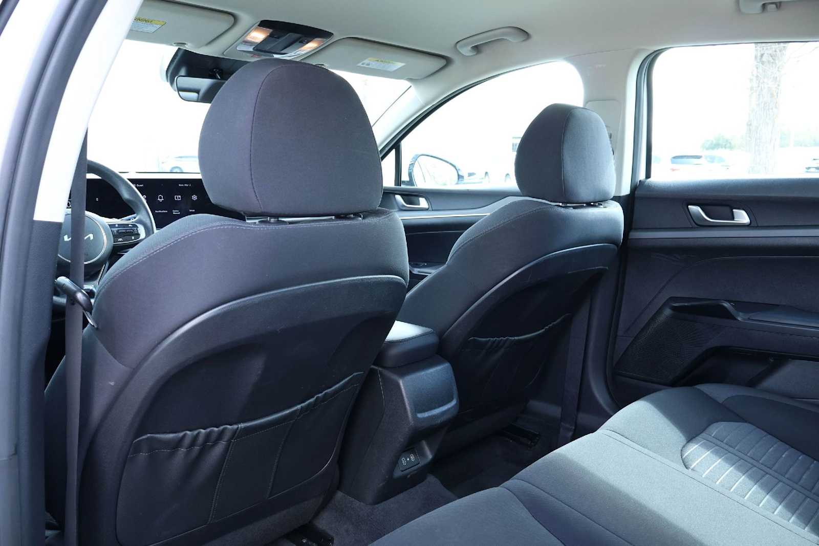 Thumbnail: 2025 Kia K5 - 12