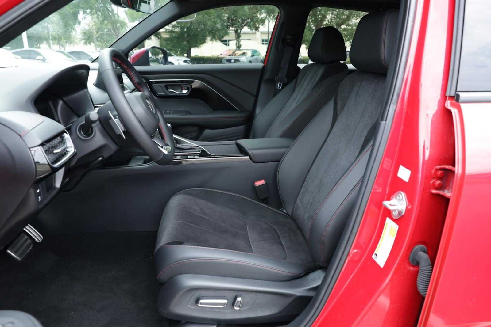 Thumbnail: 2025 Acura ADX - 11