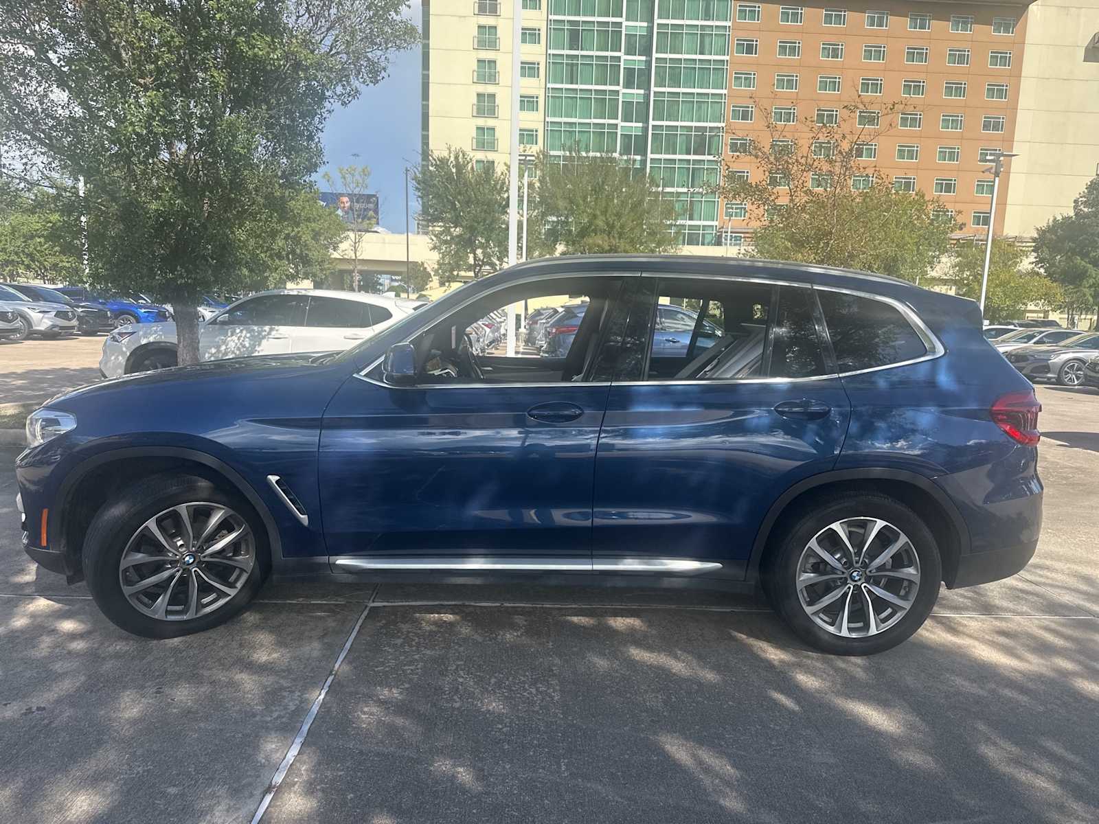 Thumbnail: 2019 BMW X3 - 6