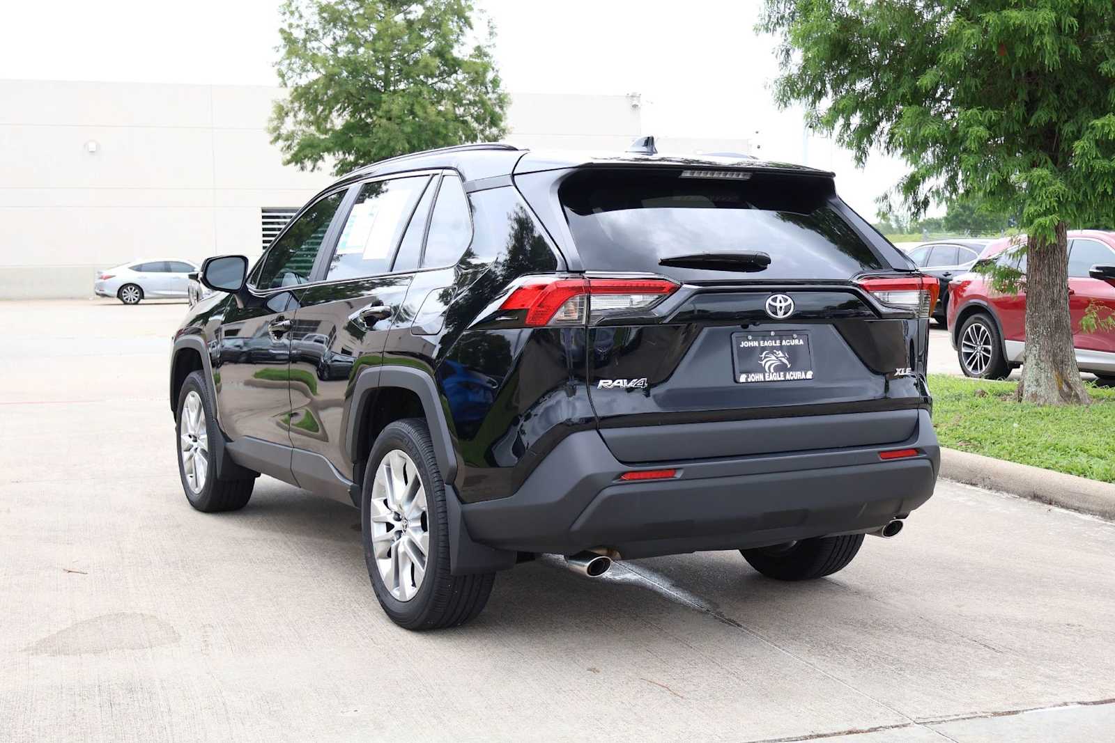 Thumbnail: 2023 Toyota RAV4 - 3