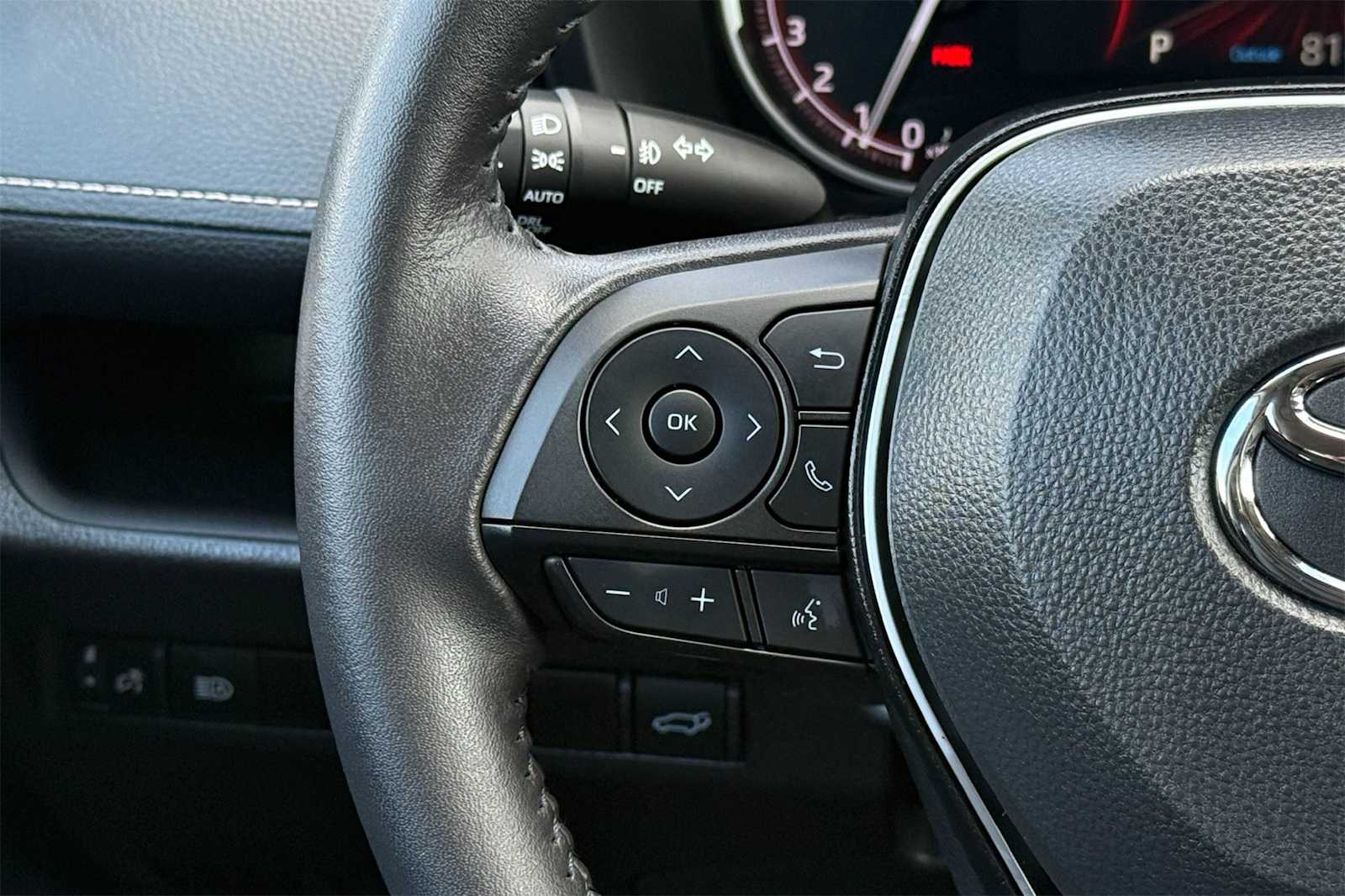 Thumbnail: 2025 Toyota RAV4 - 22