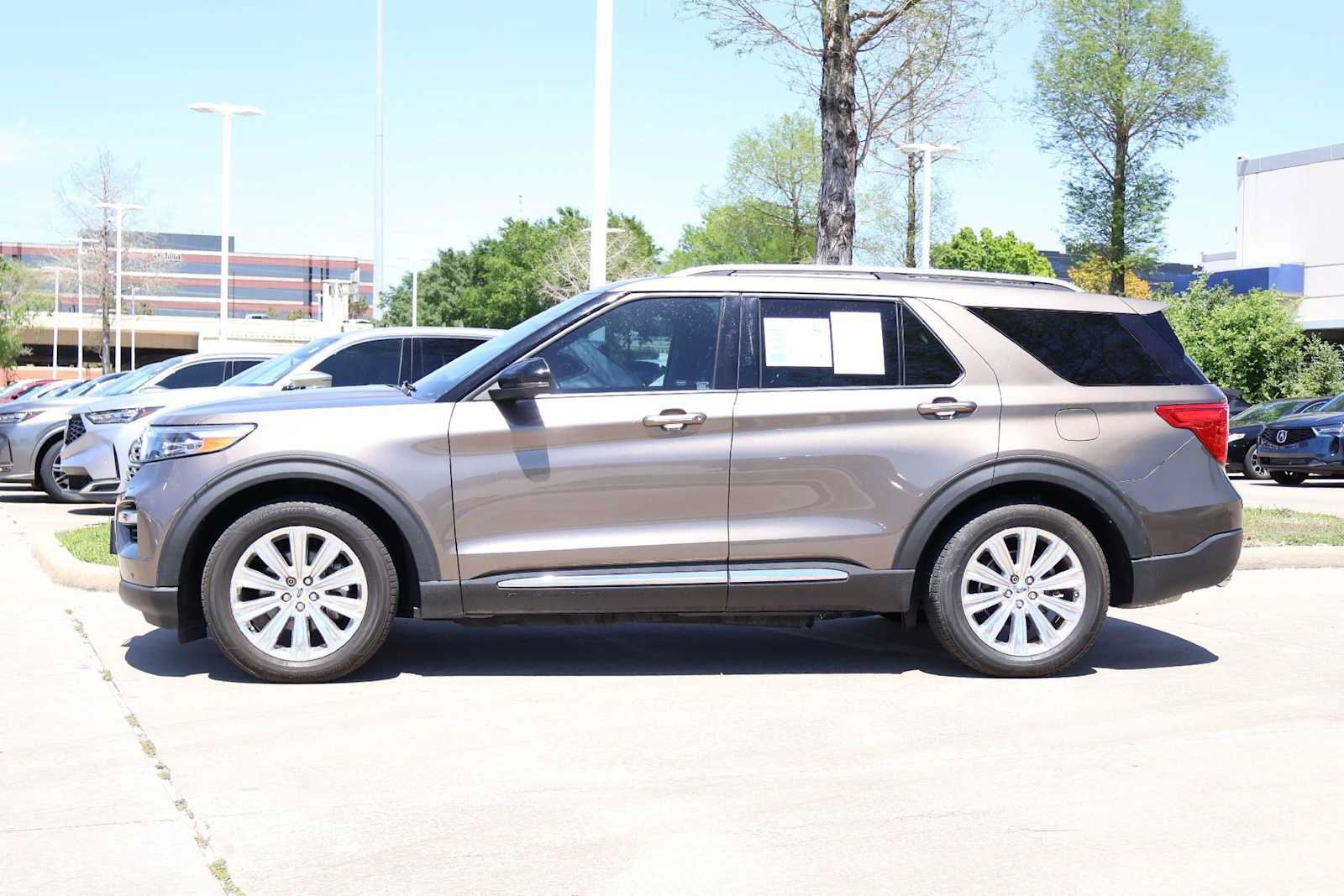 Thumbnail: 2021 Ford Explorer - 3