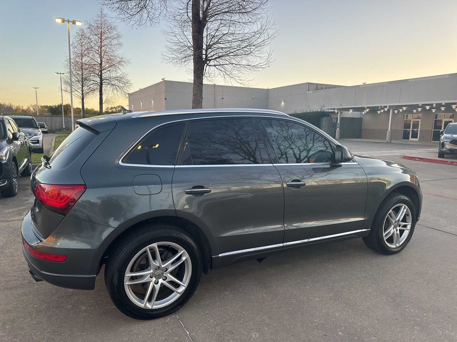 Thumbnail: 2016 Audi Q5 - 4