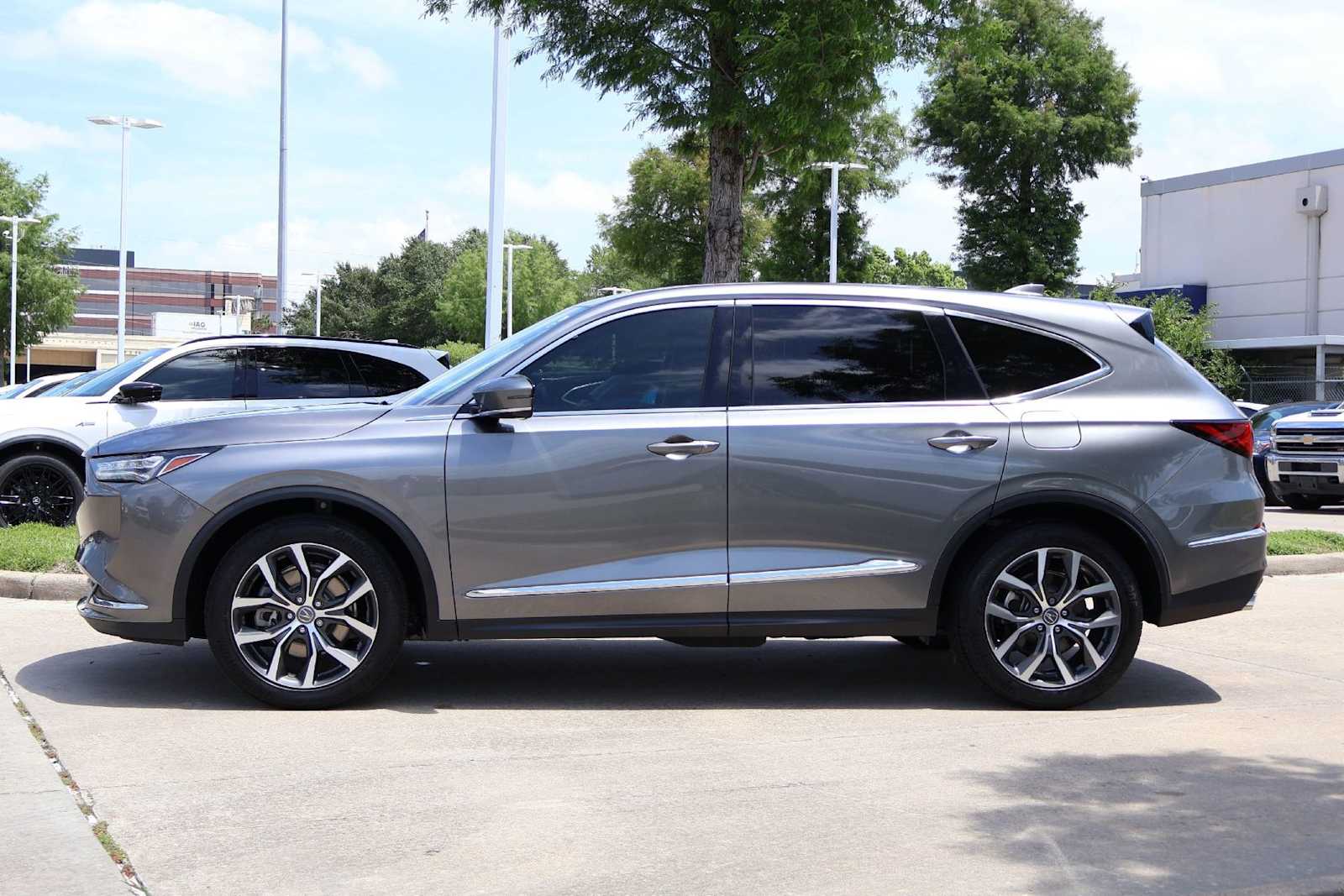 Thumbnail: 2024 Acura MDX - 3
