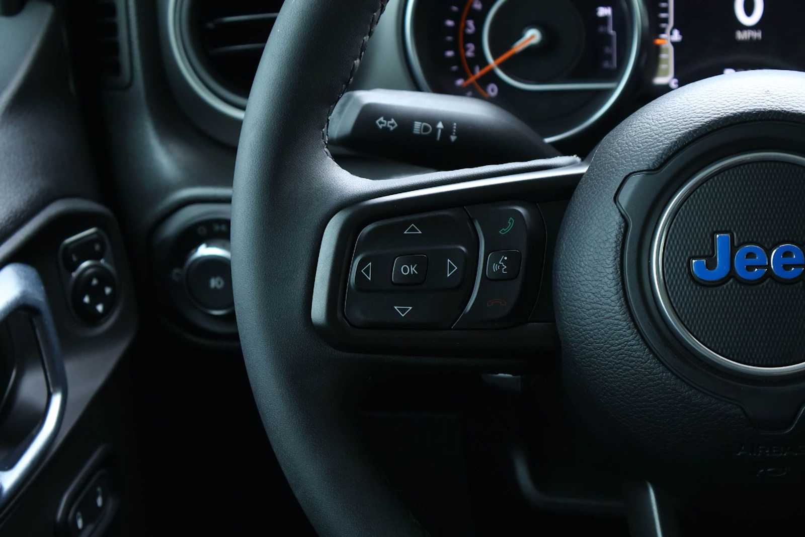 Thumbnail: 2023 Jeep Wrangler - 22