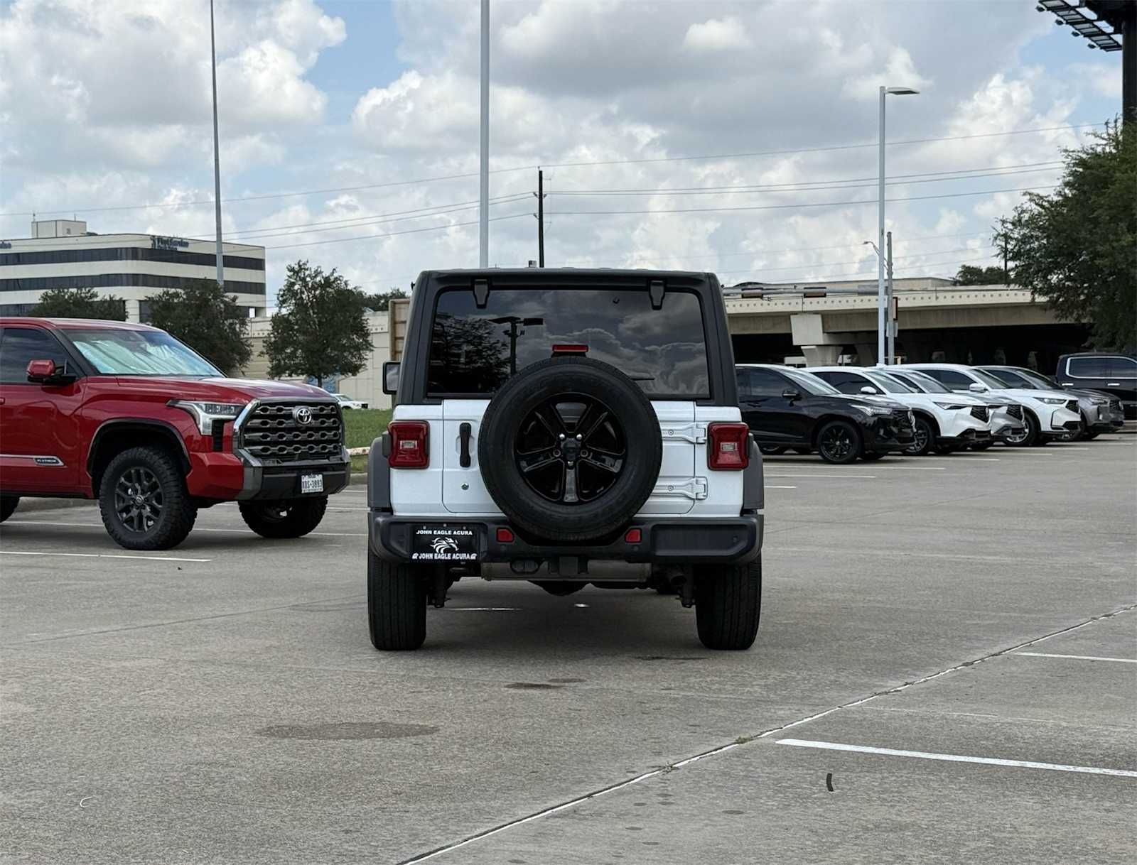 Thumbnail: 2019 Jeep Wrangler - 5