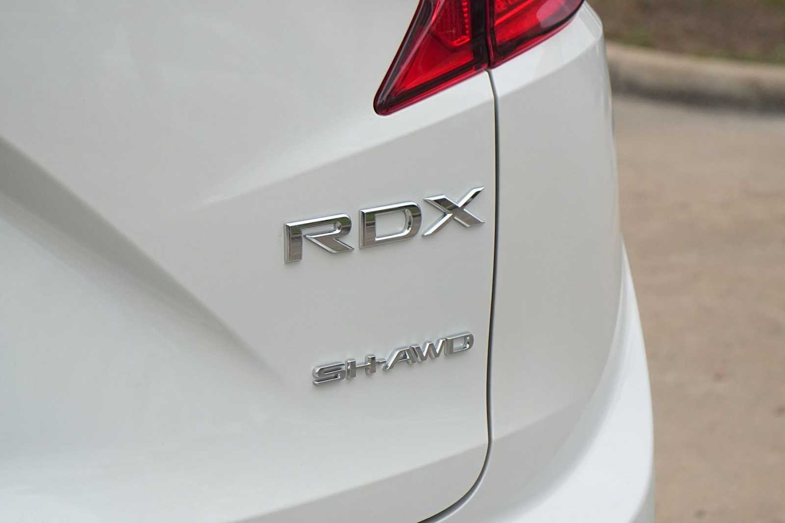 Thumbnail: 2026 Acura RDX - 8