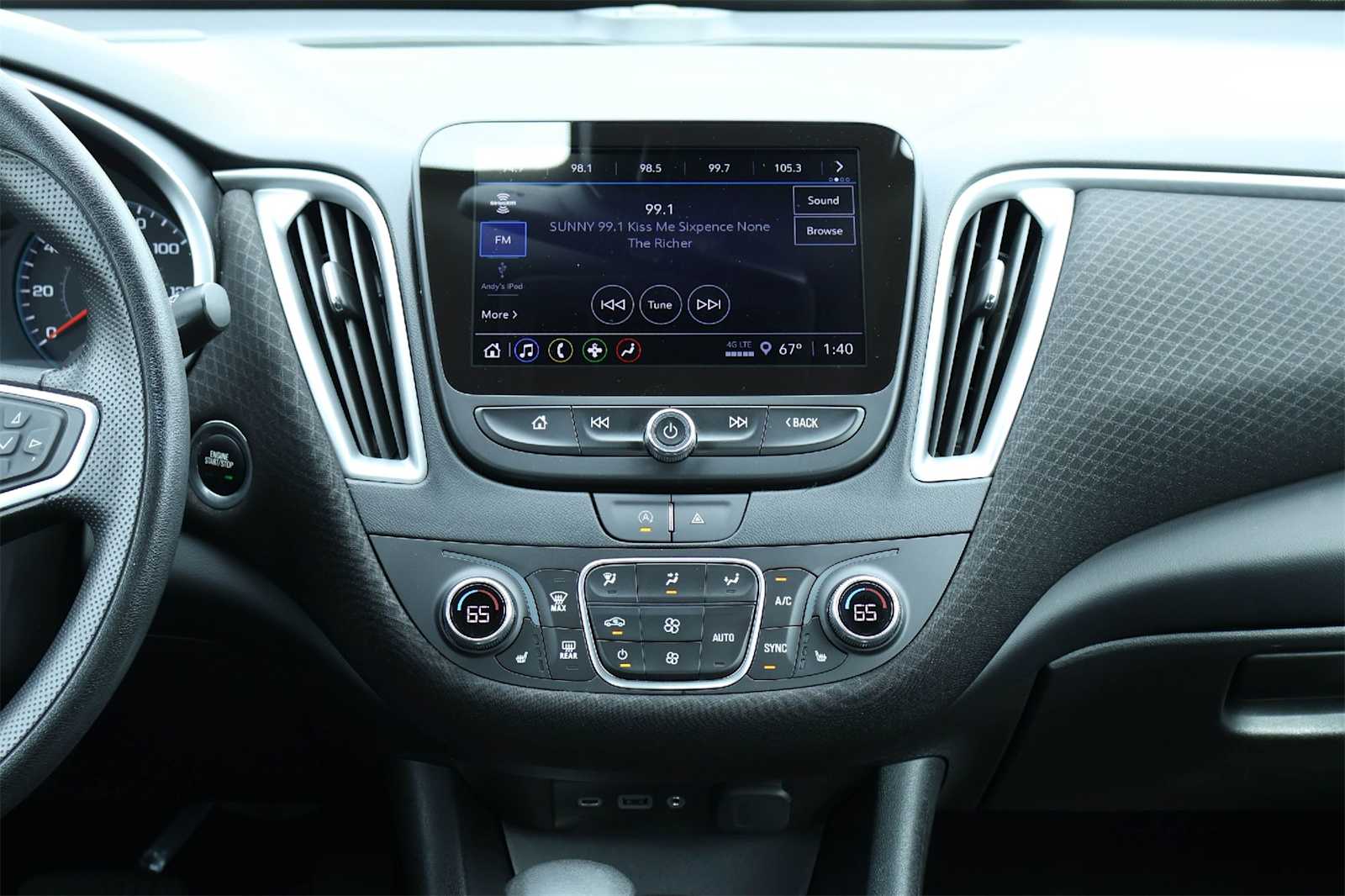 Thumbnail: 2023 Chevrolet Malibu - 16