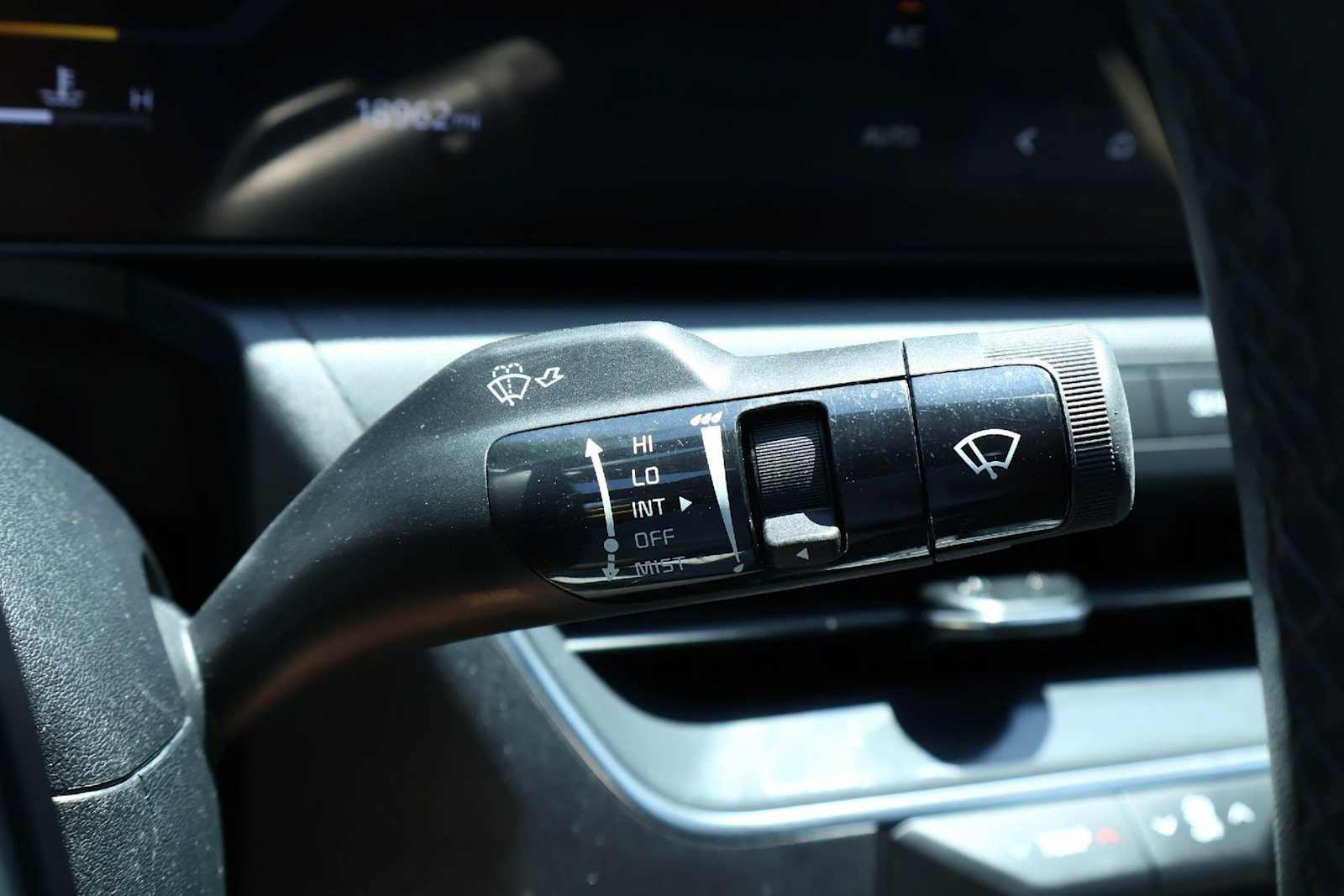 Thumbnail: 2025 Kia K4 - 28