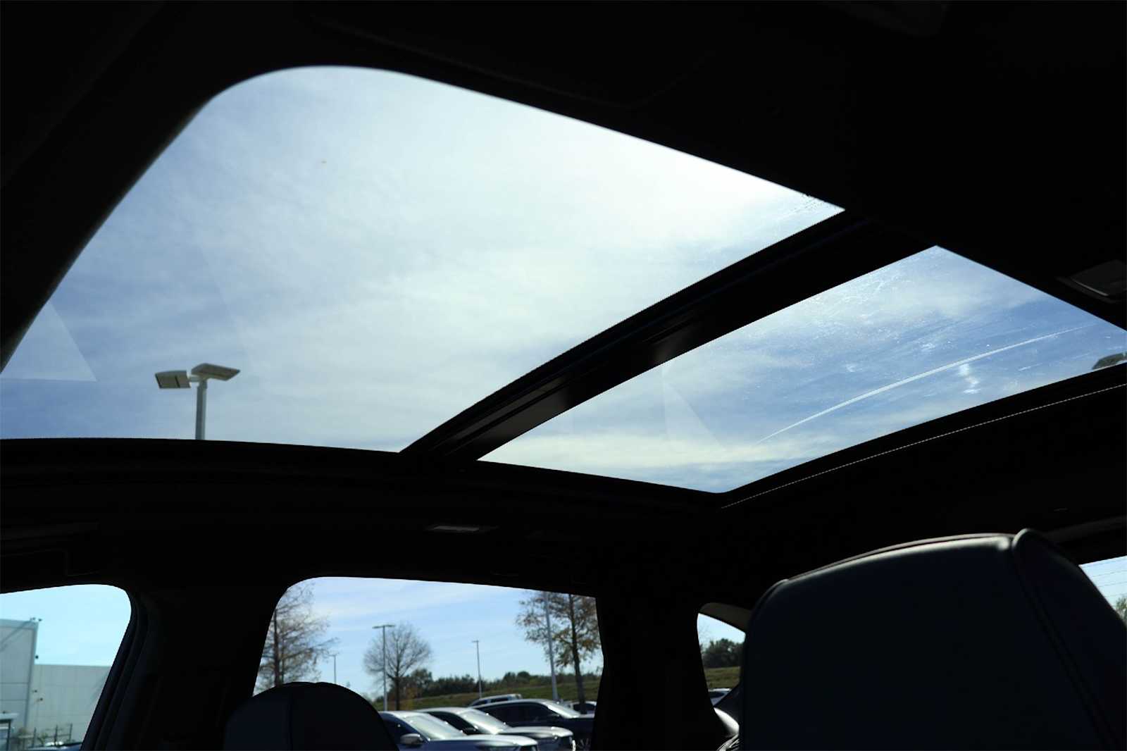 Thumbnail: 2026 Acura RDX - 29