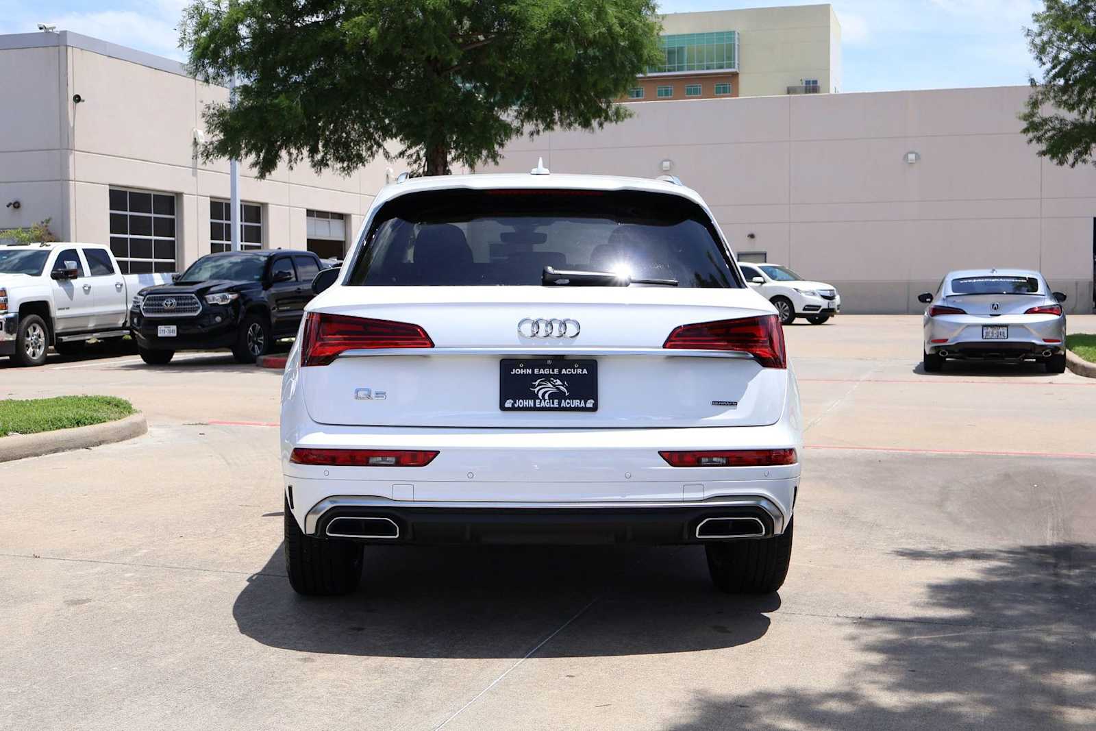 Thumbnail: 2023 Audi Q5 - 5