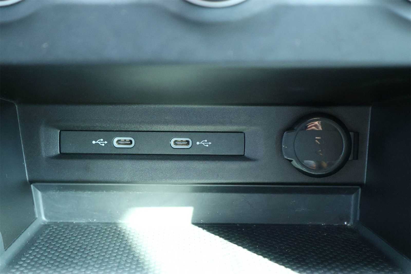 Thumbnail: 2022 Volkswagen Taos - 26