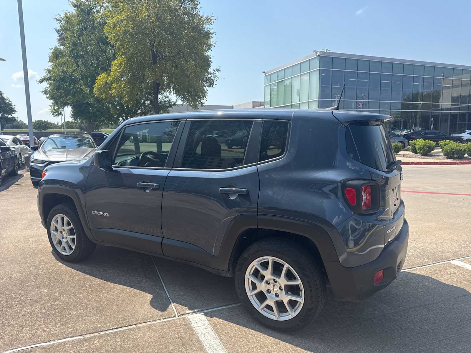 Thumbnail: 2023 Jeep Renegade - 3