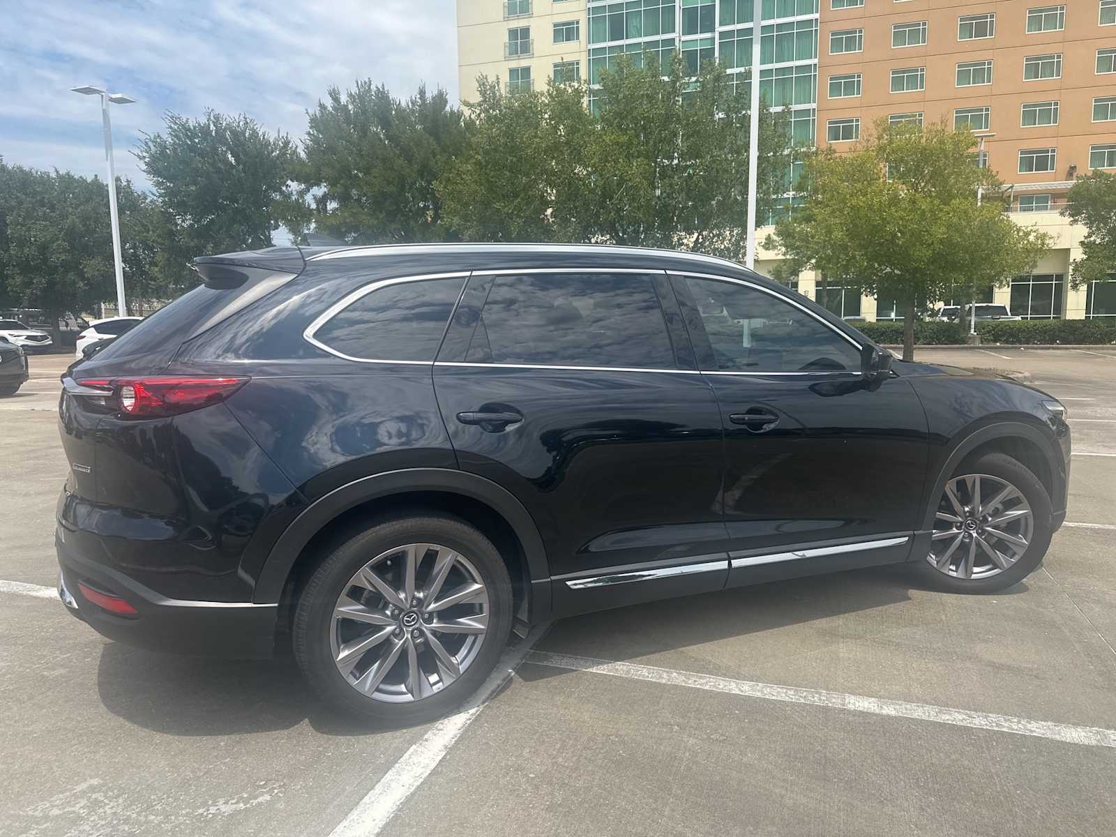 Thumbnail: 2023 Mazda CX-9 - 5