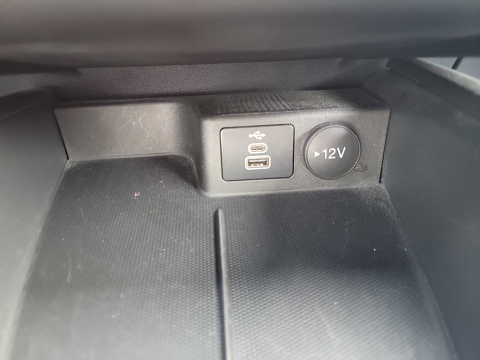 Thumbnail: 2024 Ford Escape - 21