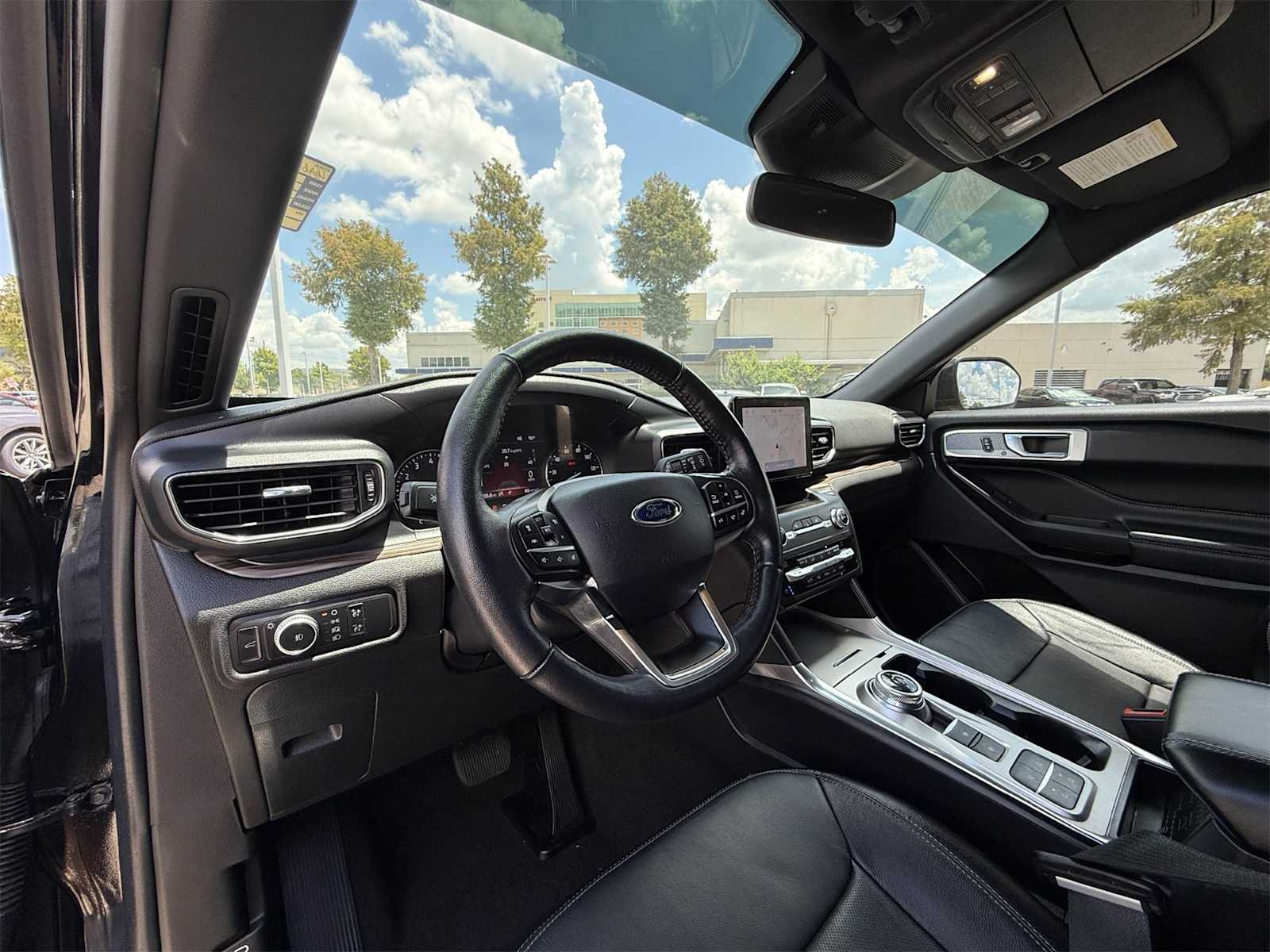 Thumbnail: 2020 Ford Explorer - 2