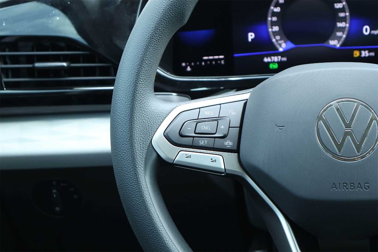 Thumbnail: 2022 Volkswagen Taos - 22