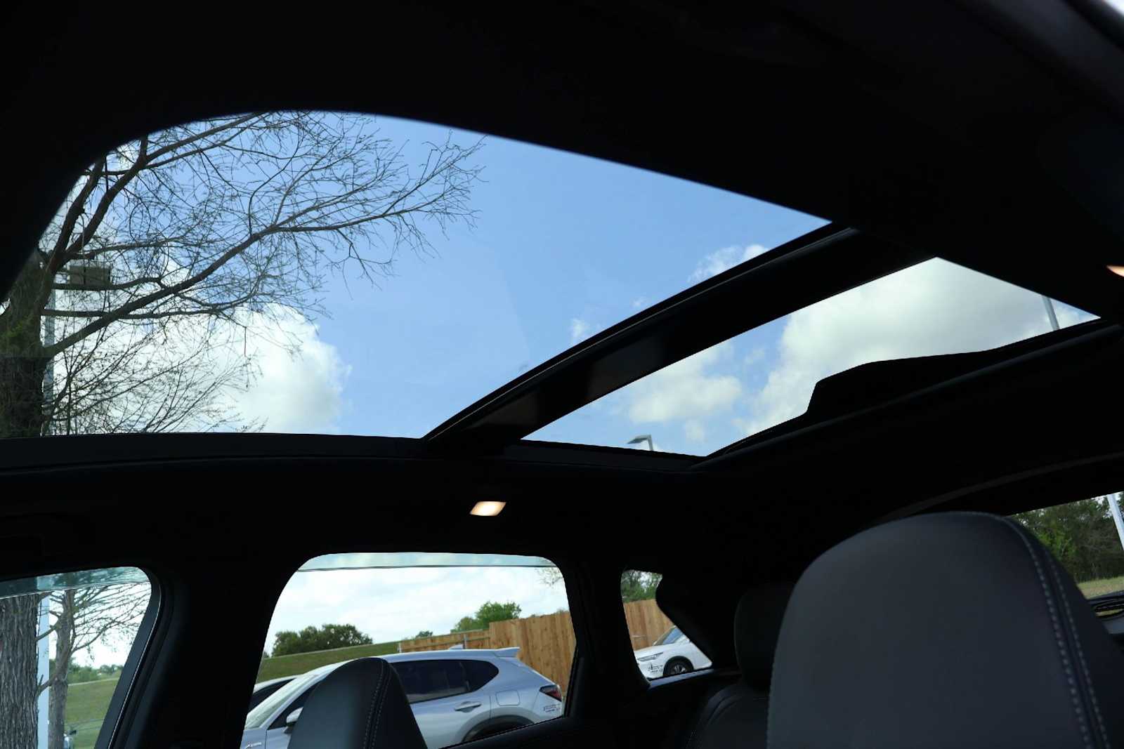 Thumbnail: 2025 INFINITI QX50 - 29