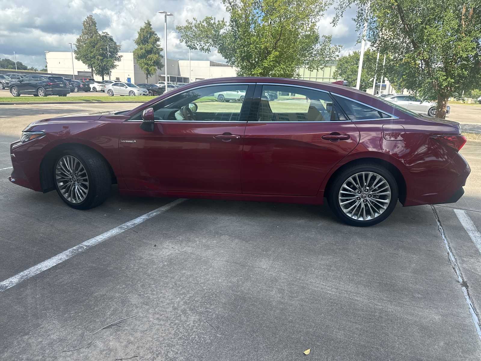 Thumbnail: 2021 Toyota Avalon - 7