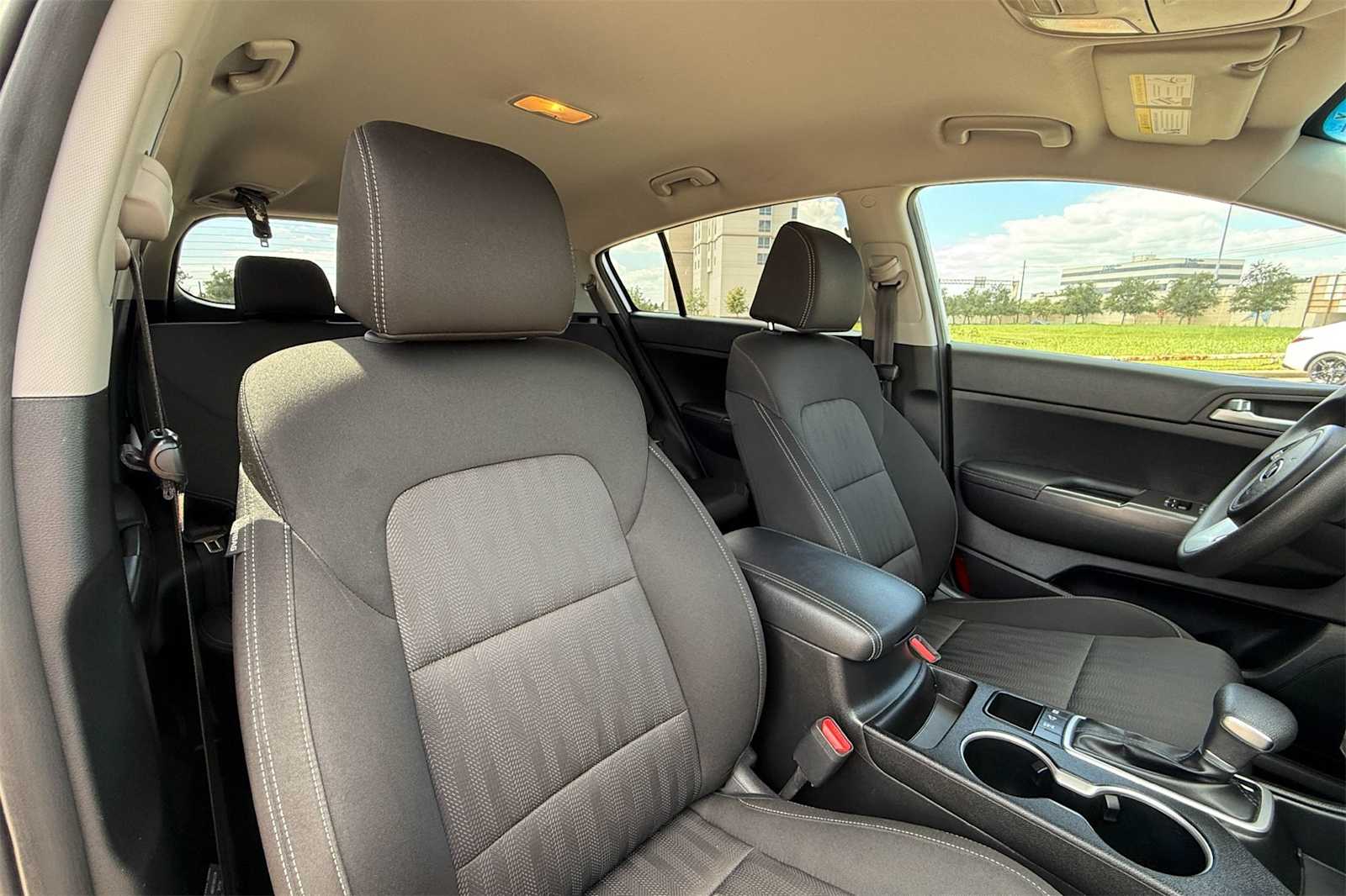 Thumbnail: 2022 Kia Sportage - 14