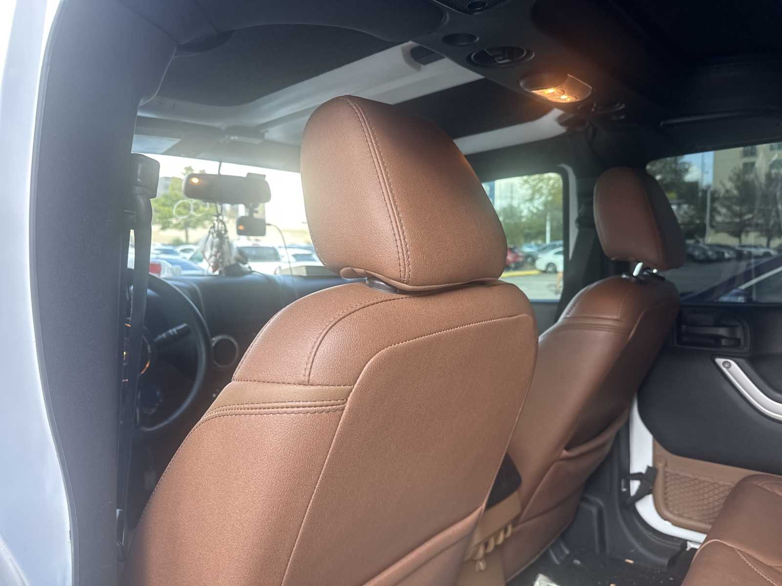 Thumbnail: 2018 Jeep Wrangler - 11