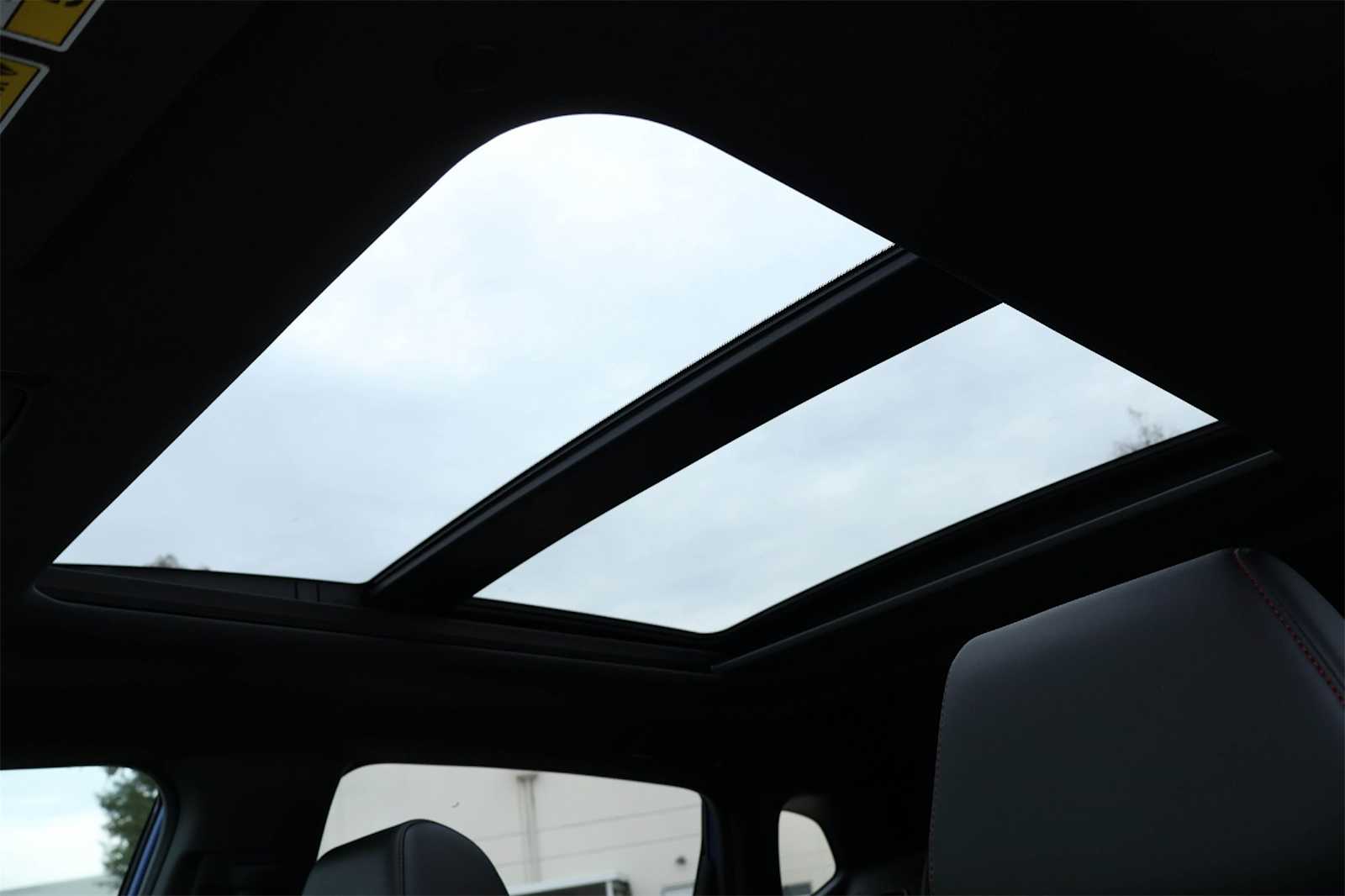 Thumbnail: 2025 Acura ADX - 29