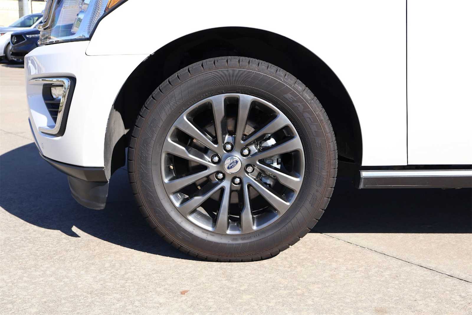 Thumbnail: 2019 Ford Expedition - 8