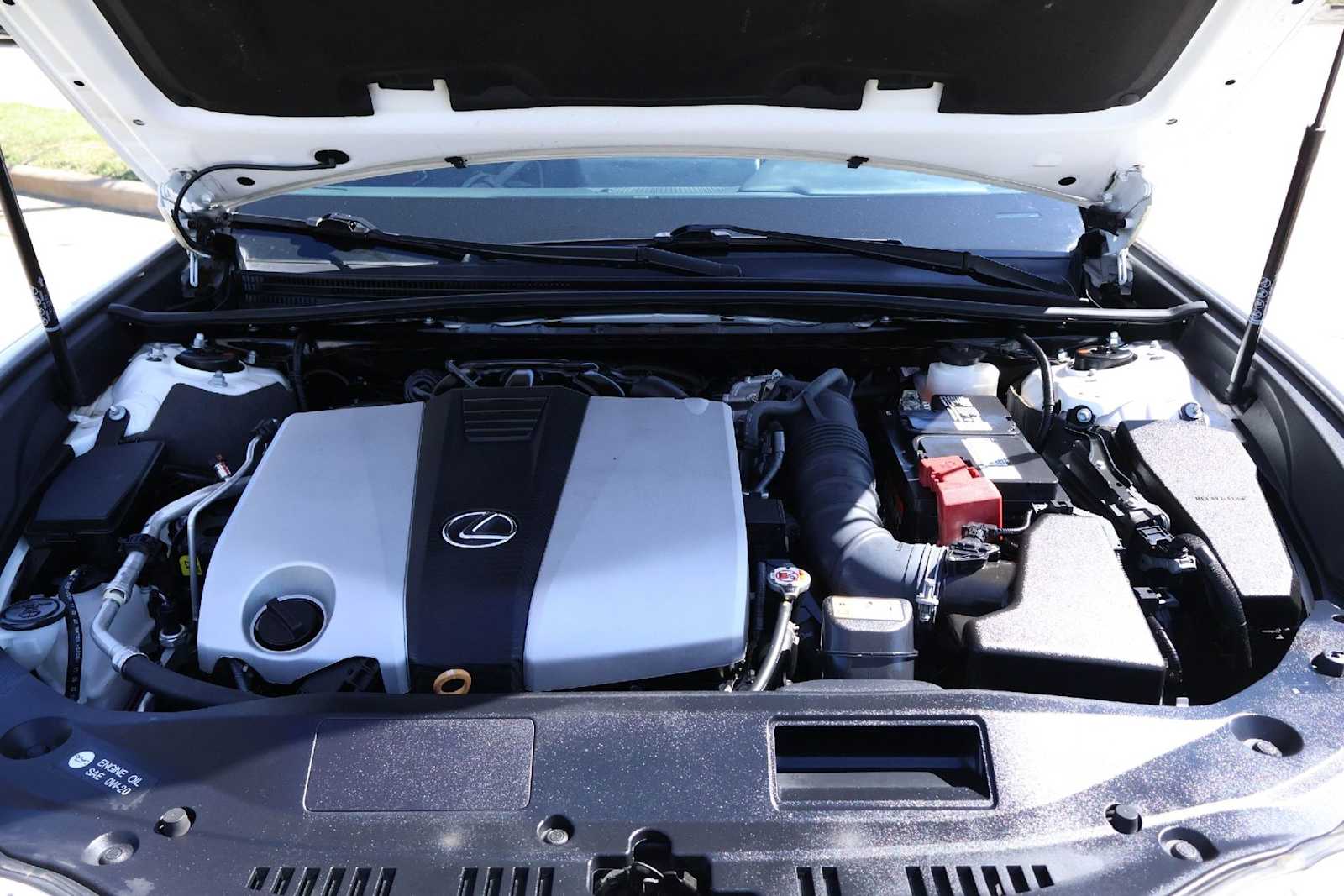 Thumbnail: 2023 Lexus ES - 9