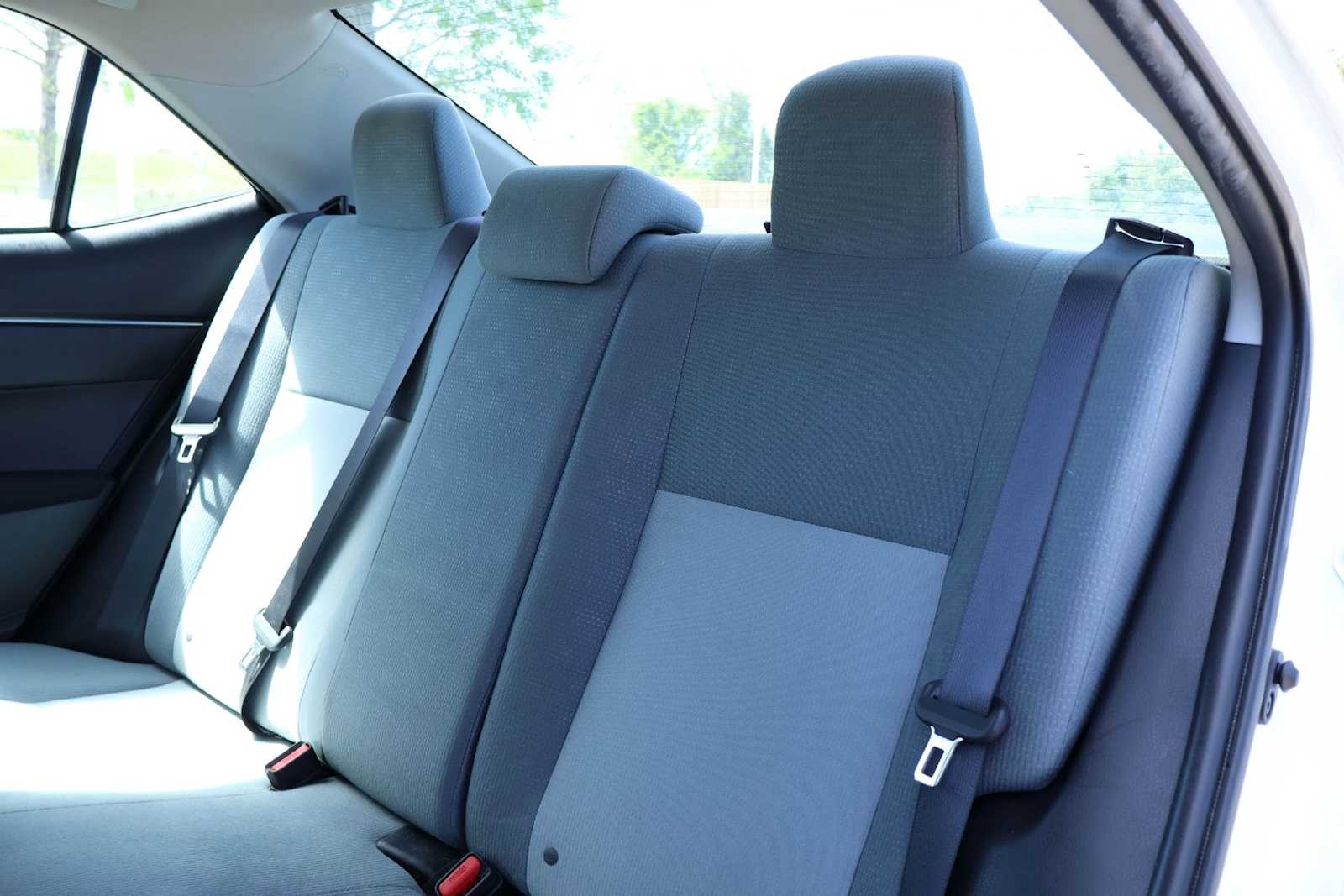 Thumbnail: 2016 Toyota Corolla - 13